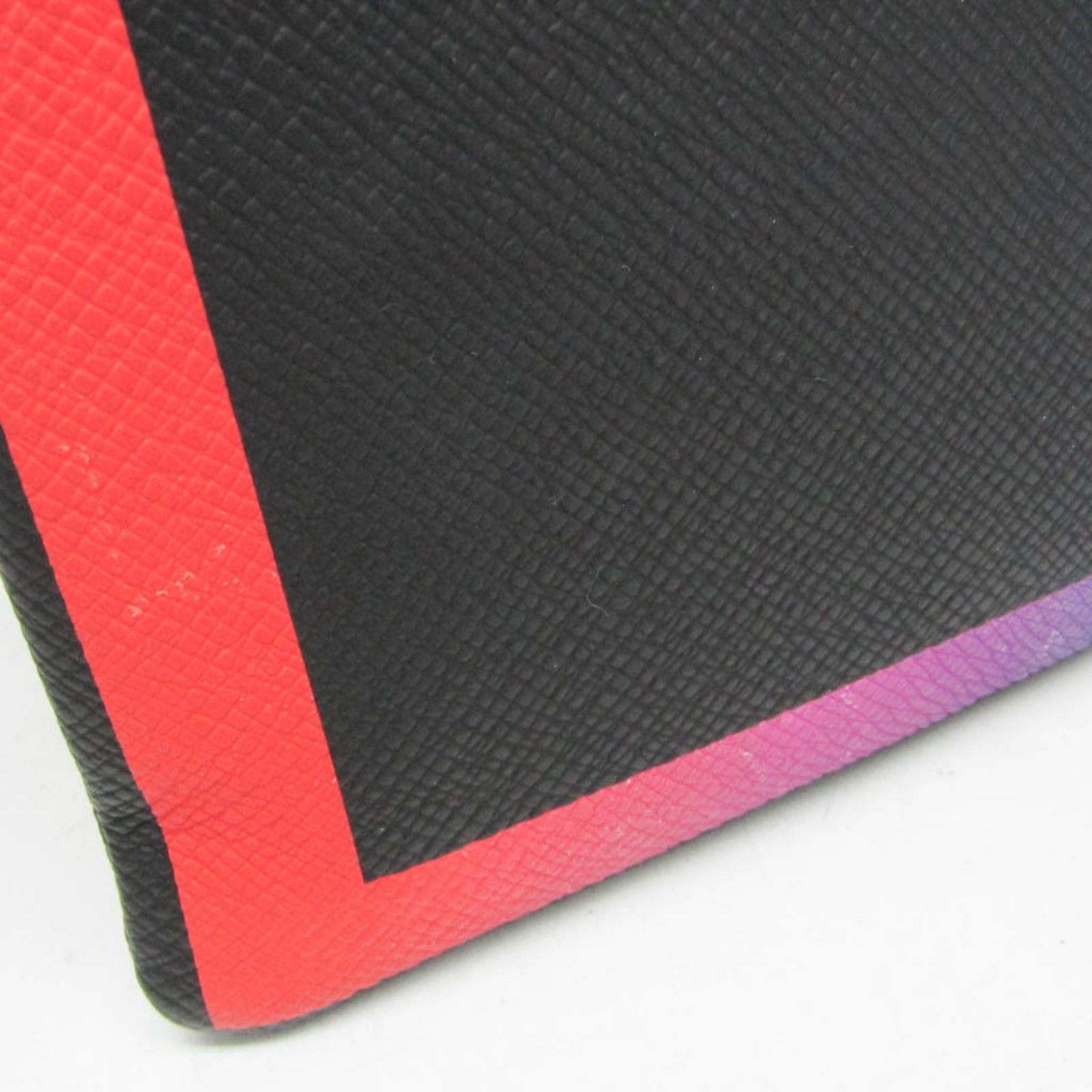 Vuitton Taiga Leather Clutch Bag - 8