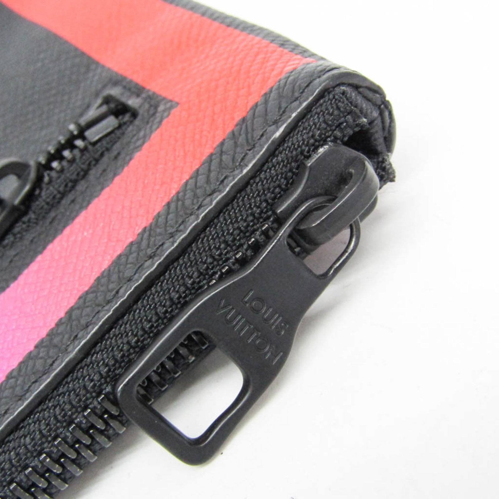 Vuitton Taiga Leather Clutch Bag - 9
