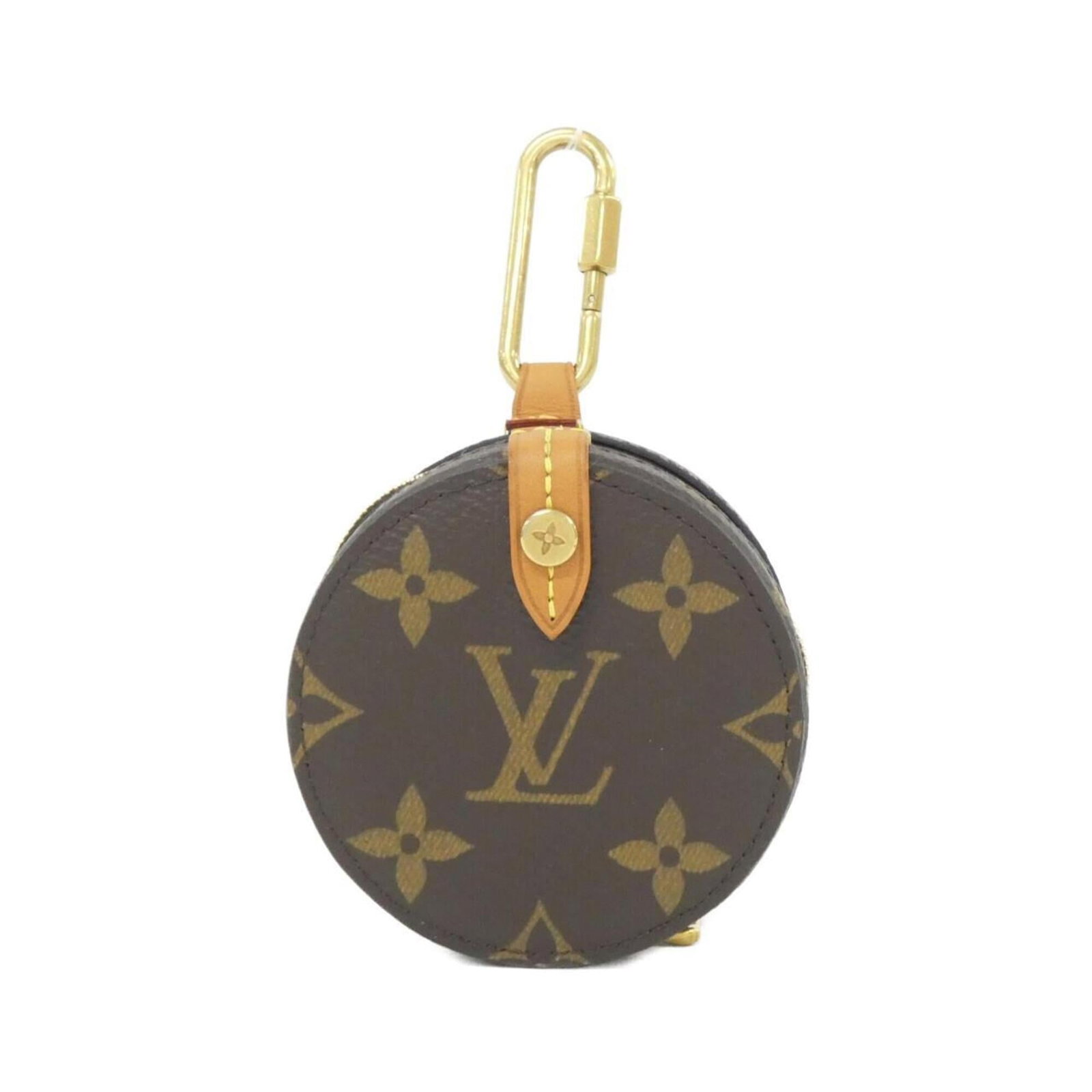 Monogram Pouch Louis Vuitton: Monogram Pouch Louis Vuitton Monogram Pouch Louis Vuitton bears a signature. Made from monogram material, this small pouch measures 8cm x 8cm x 4cm. Its classic design is a timeless accessory for any 