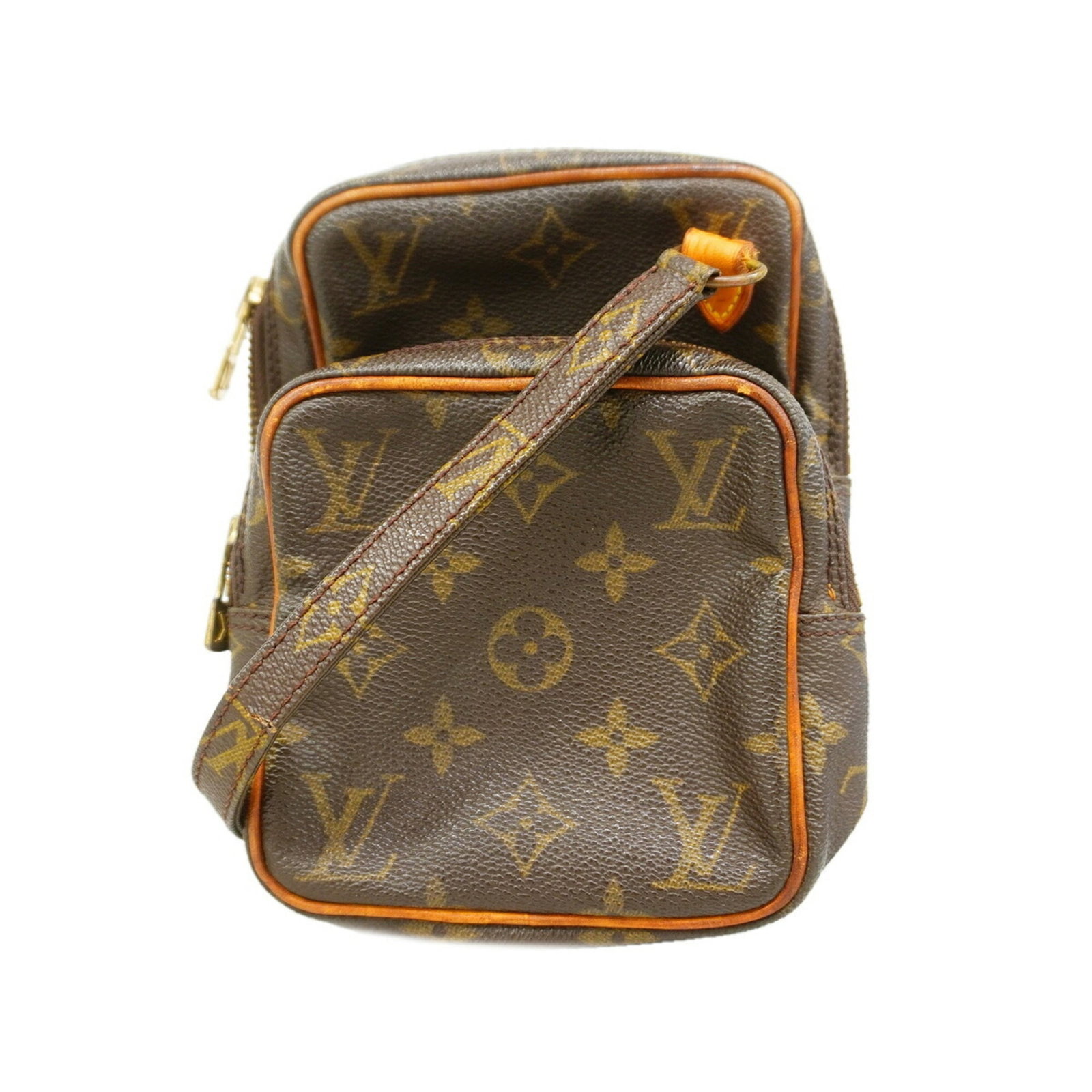 Shoulder Bag by Louis Vuitton: Shoulder Bag by Louis Vuitton Brown Louis Vuitton shoulder bag with dimensions 18cm x 12cm x 8cm. This bag features a classic design with a signature brown color. Made with a durable construction, it