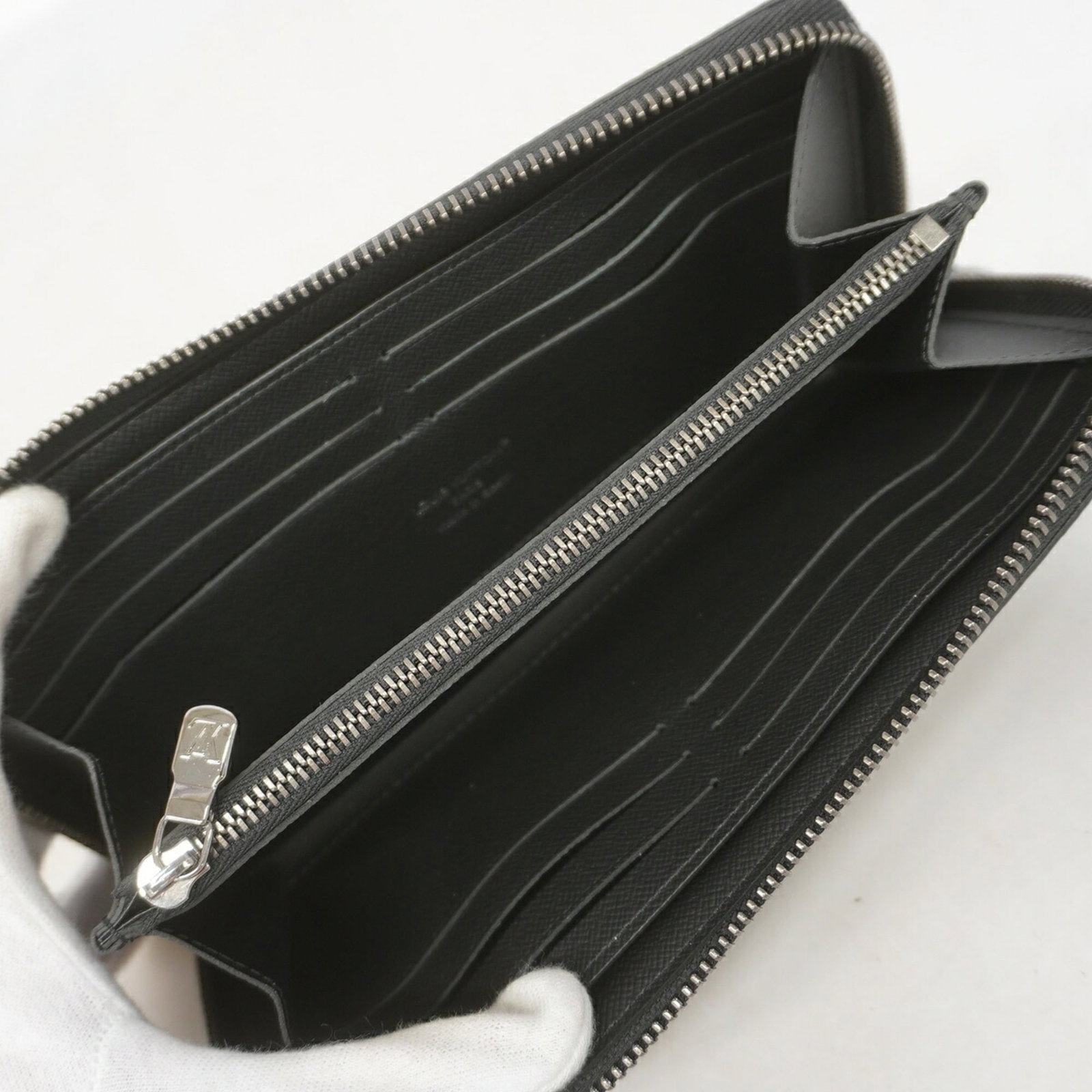 Long Wallet Louis Vuitton Bi Fold - 3