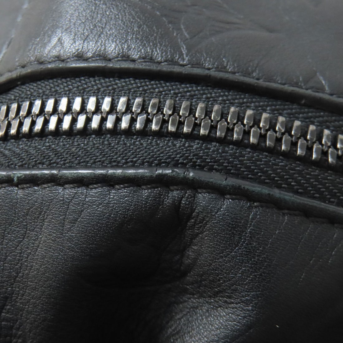 Backpack Monogram Daypack Discovery Louis Vuitton M43680 - 15