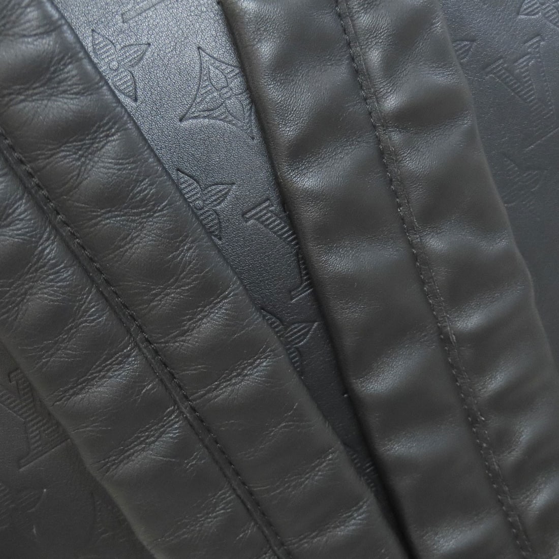 Backpack Monogram Daypack Discovery Louis Vuitton M43680 - 19