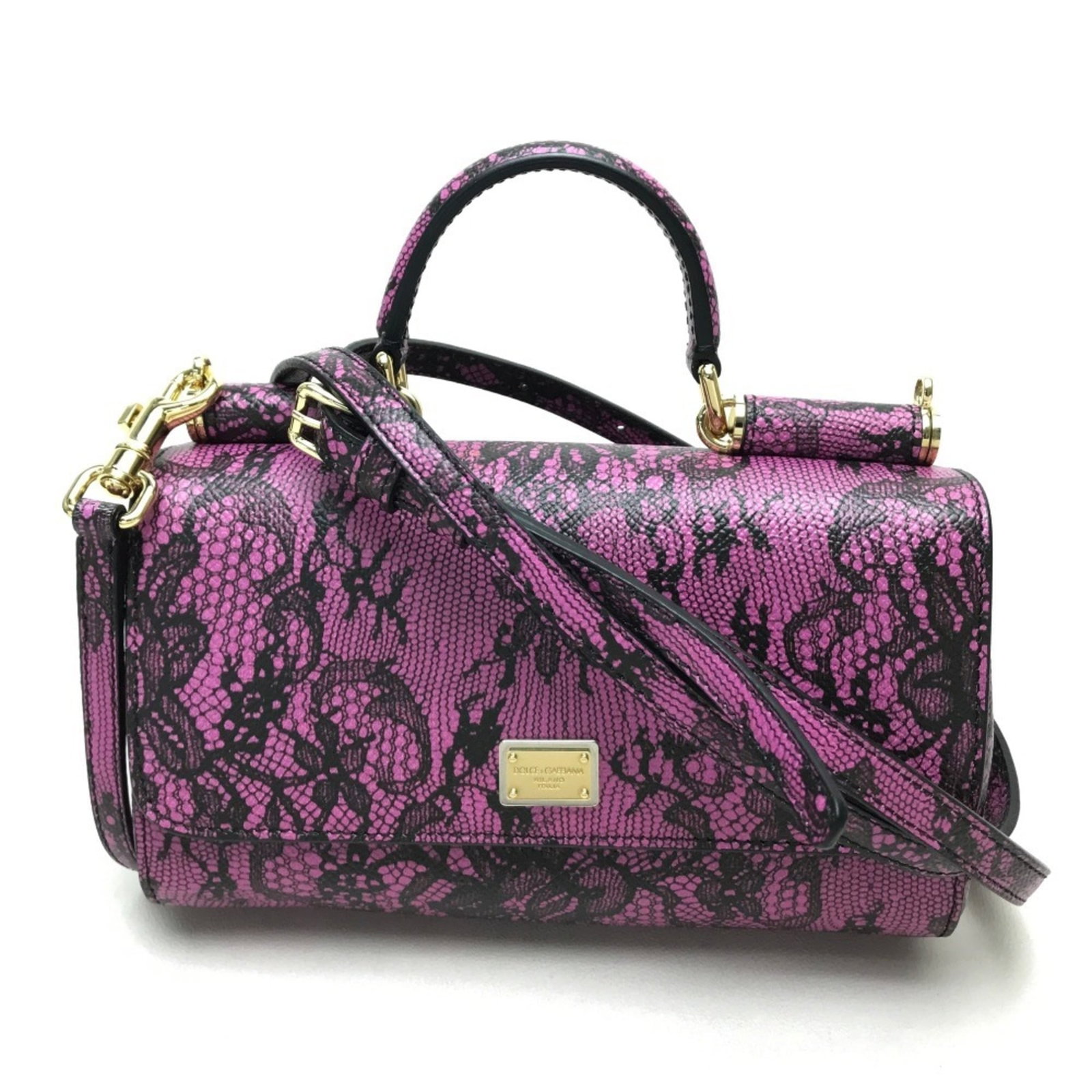 Handbag Leather Shoulder Bag Pochette Dolce Gabbana: Handbag Leather Shoulder Bag Pochette Dolce Gabbana Black leather shoulder bag with a classic pochette design from Dolce & Gabbana, featuring a dust bag and adjustable shoulder strap. This stylish