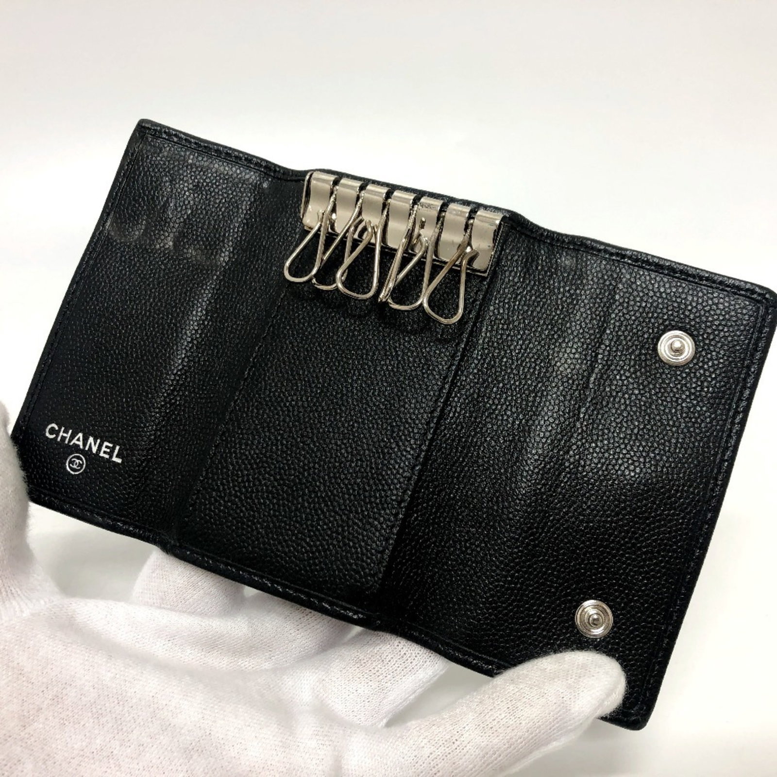 Keycase leather by Chanel - 5