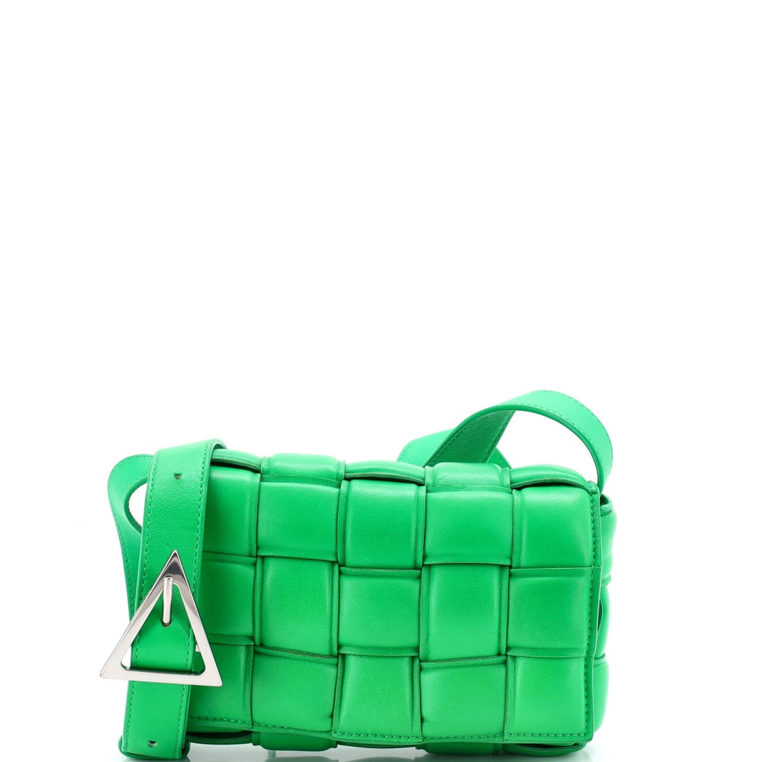 Veneta Cassette Intrecciato Leather Small Maxi Crossbody Padded Bag: Veneta Cassette Intrecciato Leather Small Maxi Crossbody Padded Bag Small, stylish, and perfectly padded, this Bottega Veneta Cassette Crossbody Bag is a masterclass in understated elegance. Crafted