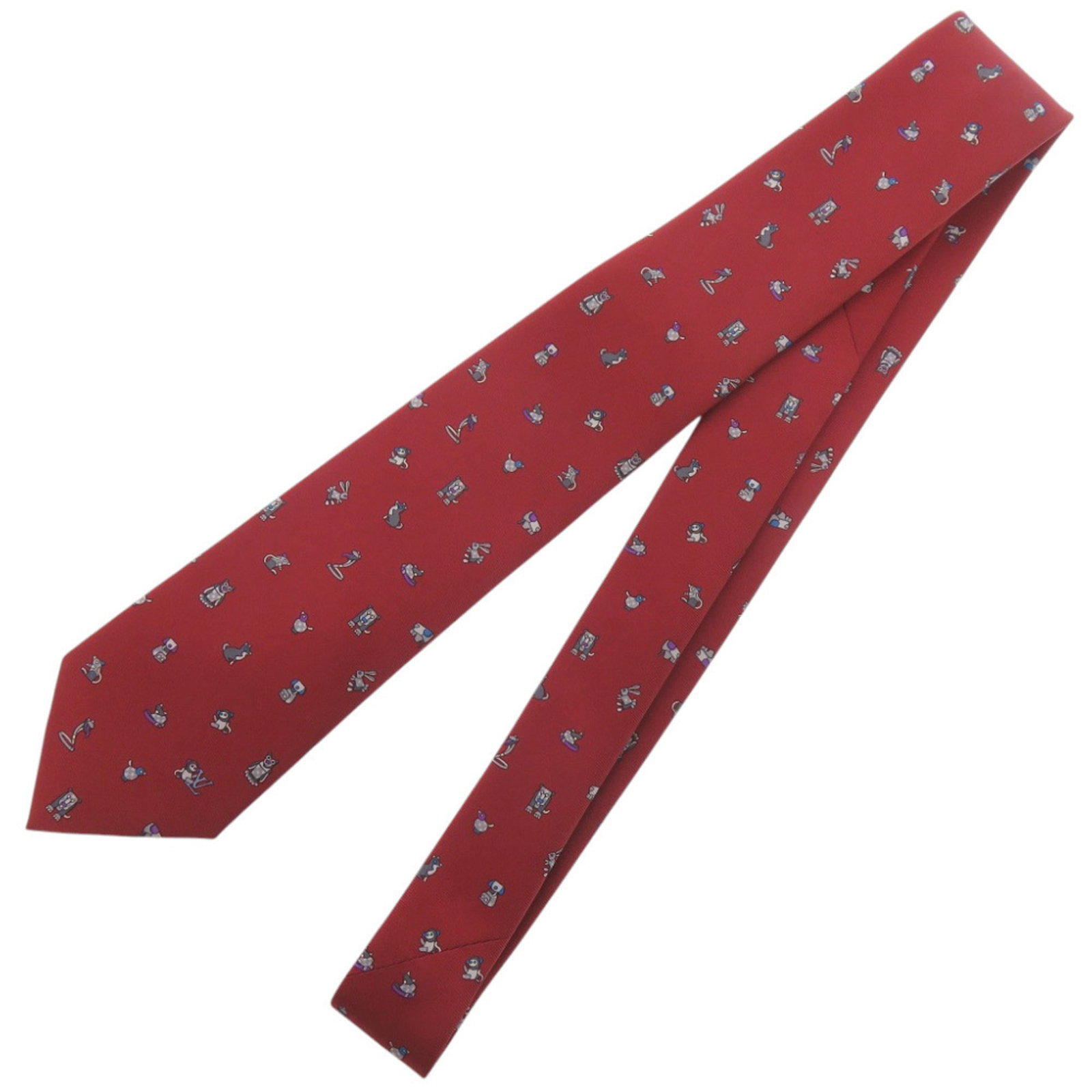 Vuitton Cravat Silk Louis: Vuitton Cravat Silk Louis Bordeaux, Red color silk cravat from Louis Vuitton, measuring 154cm in length and 7cm in width, bearing a signature. Made from high-quality silk, this cravat is a stylish acc