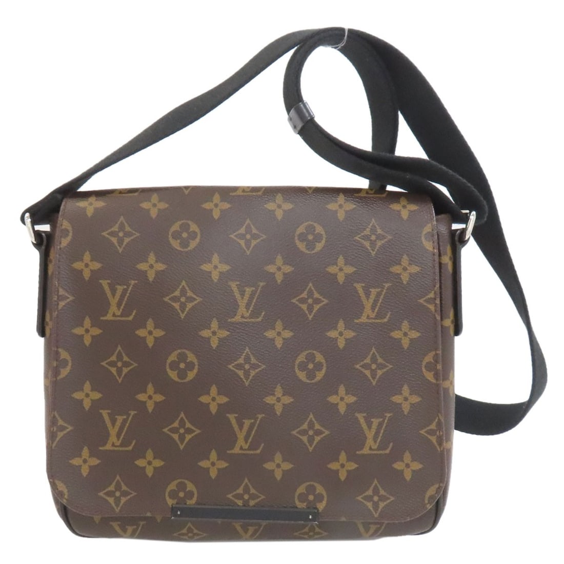 Vuitton M40935 Monogram Macassar Shoulder Bag District Louis: Vuitton M40935 Monogram Macassar Shoulder Bag District Louis Brown Monogram canvas exterior, a classic design element of the iconic Louis Vuitton style, is showcased in this M40935 shoulder bag. The