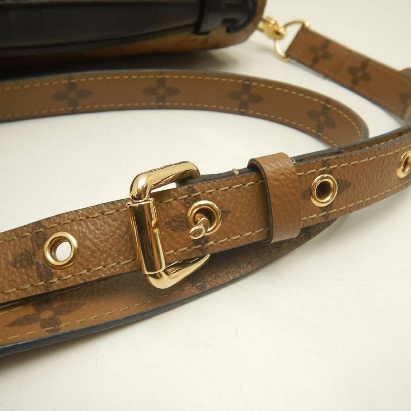 Louis Vuitton Monogram Handbag - 10