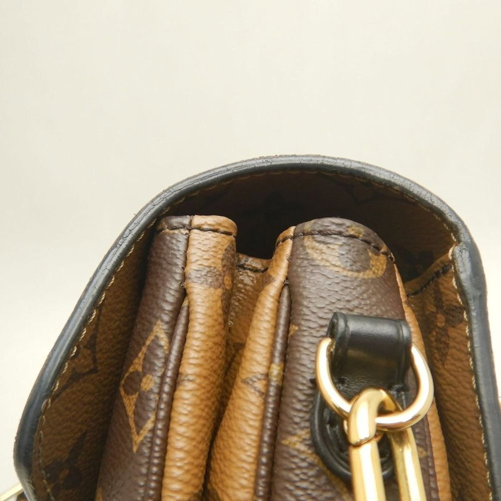 Louis Vuitton Monogram Handbag - 14