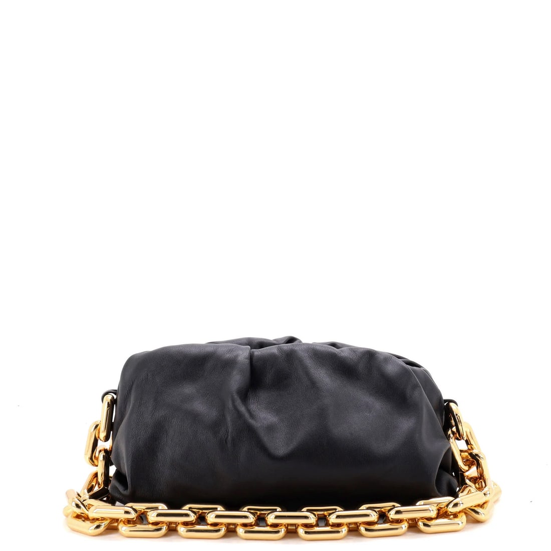 Bottega Veneta The Chain Pouch Leather: Bottega Veneta The Chain Pouch Leather The Chain Pouch Leather from Bottega Veneta boasts a sleek black exterior with minor creases and scuffs, while its interior features a matching black leather