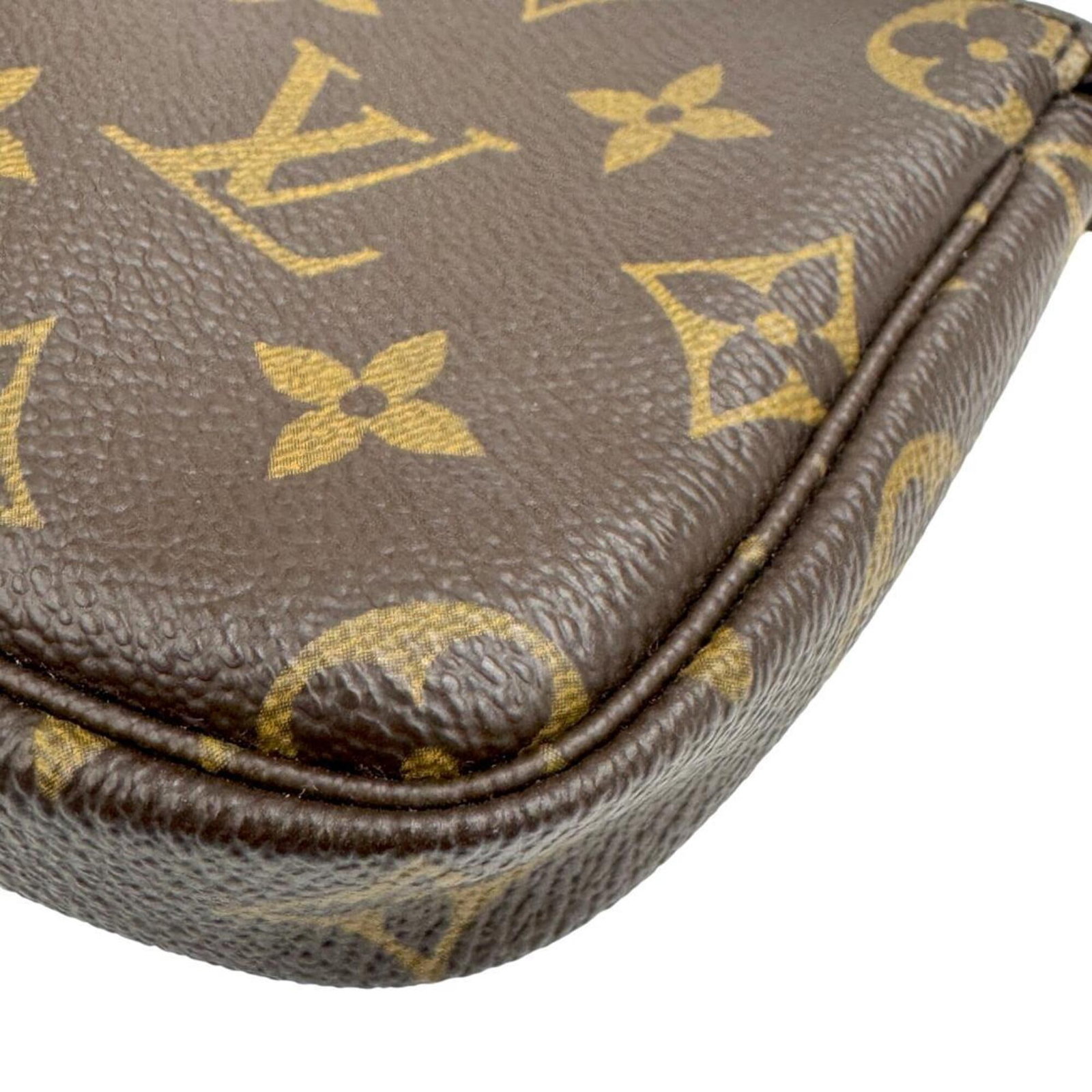 Monogram Pochette Pouch Louis Vuitton - 5