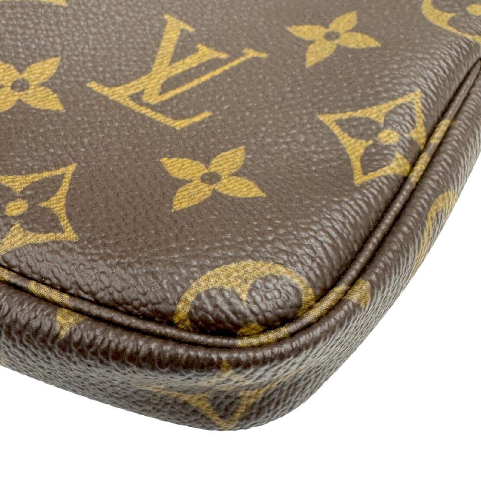 Monogram Pochette Pouch Louis Vuitton - 7