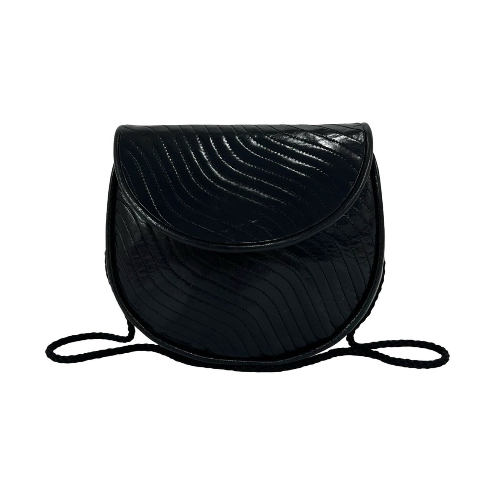Saint Laurent Leather Shoulder Pochette Bag: Saint Laurent Leather Shoulder Pochette Bag Black leather shoulder pochette bag from Yves Saint Laurent, measuring 19cm x 21cm x 4.5cm, with a classic design that adds a touch of sophistication to