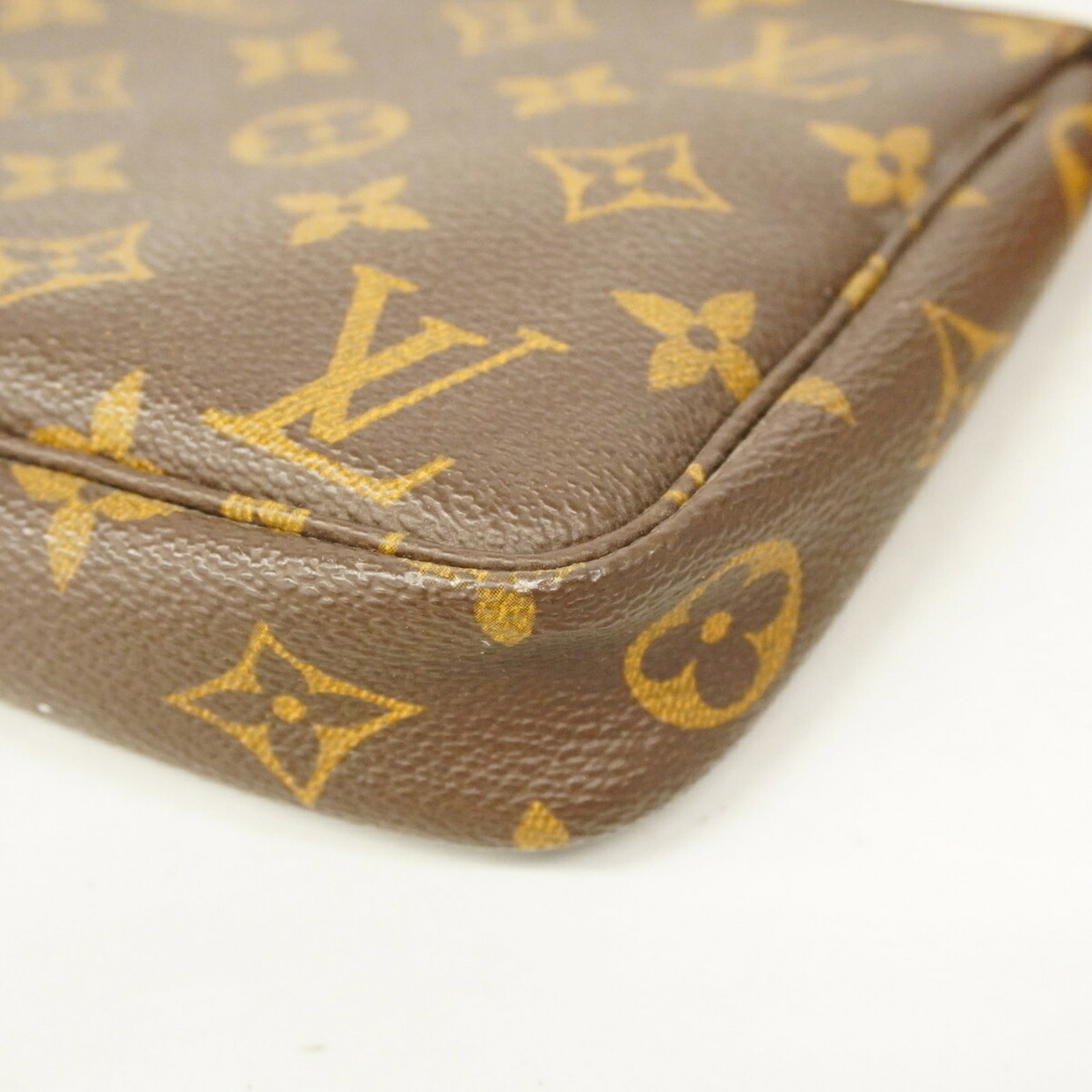 Louis Vuitton Pouch - 8