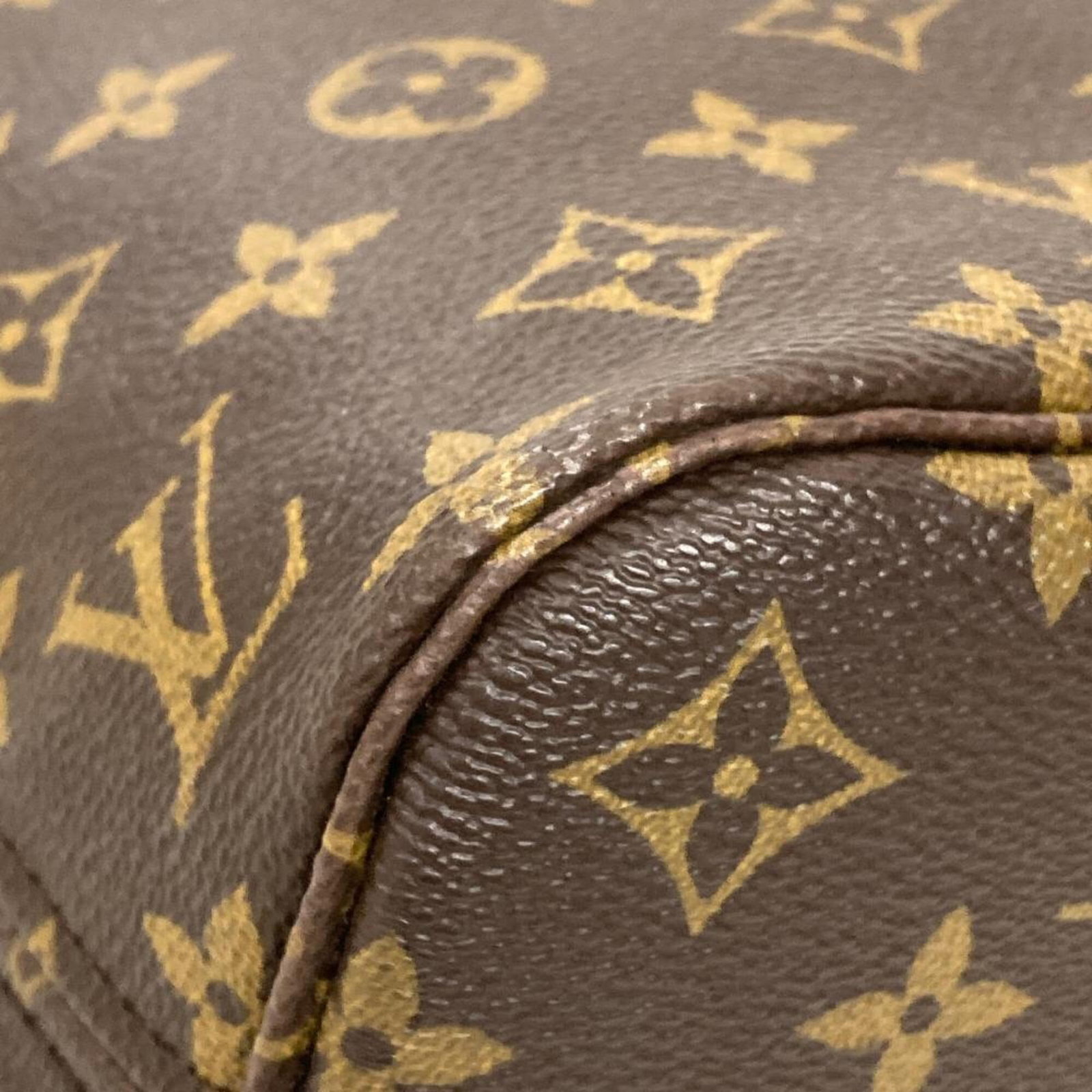 Louis Vuitton Monogram Tote - 10