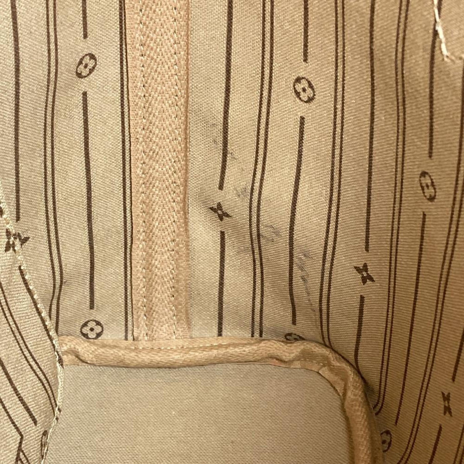 Louis Vuitton Monogram Tote - 7