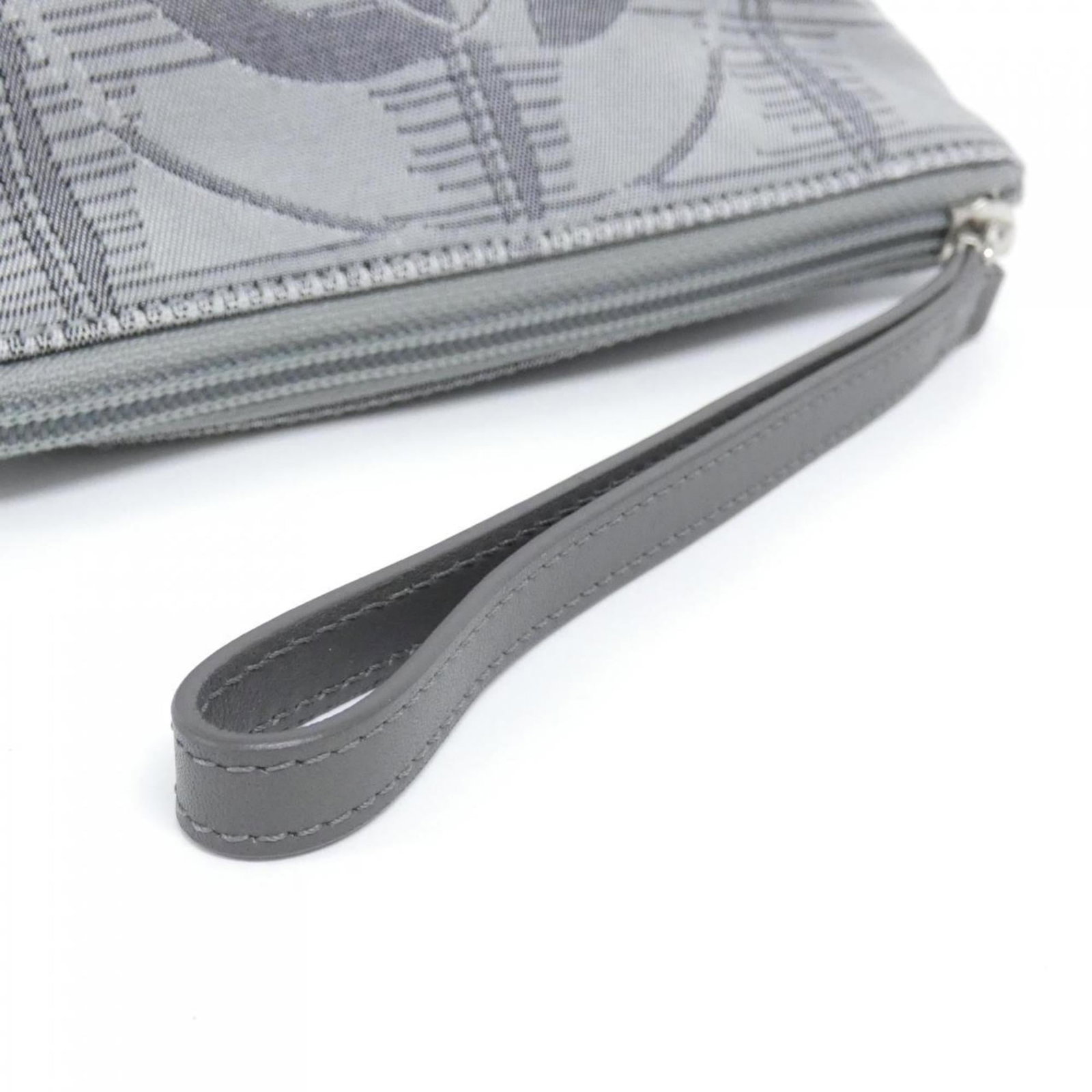 Pouch Nylon Chanel - 5