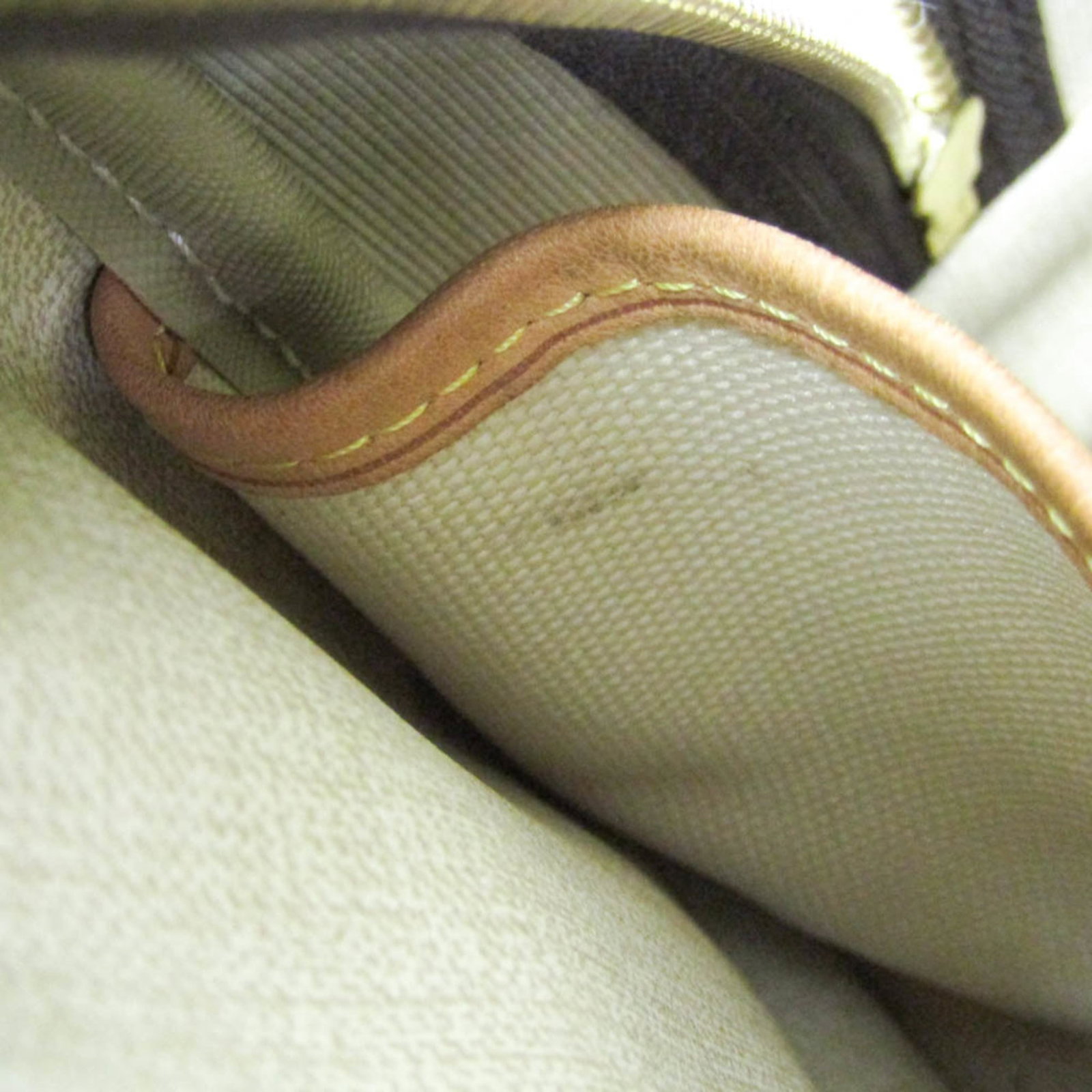 Louis Vuitton Monogram Handbag - 16