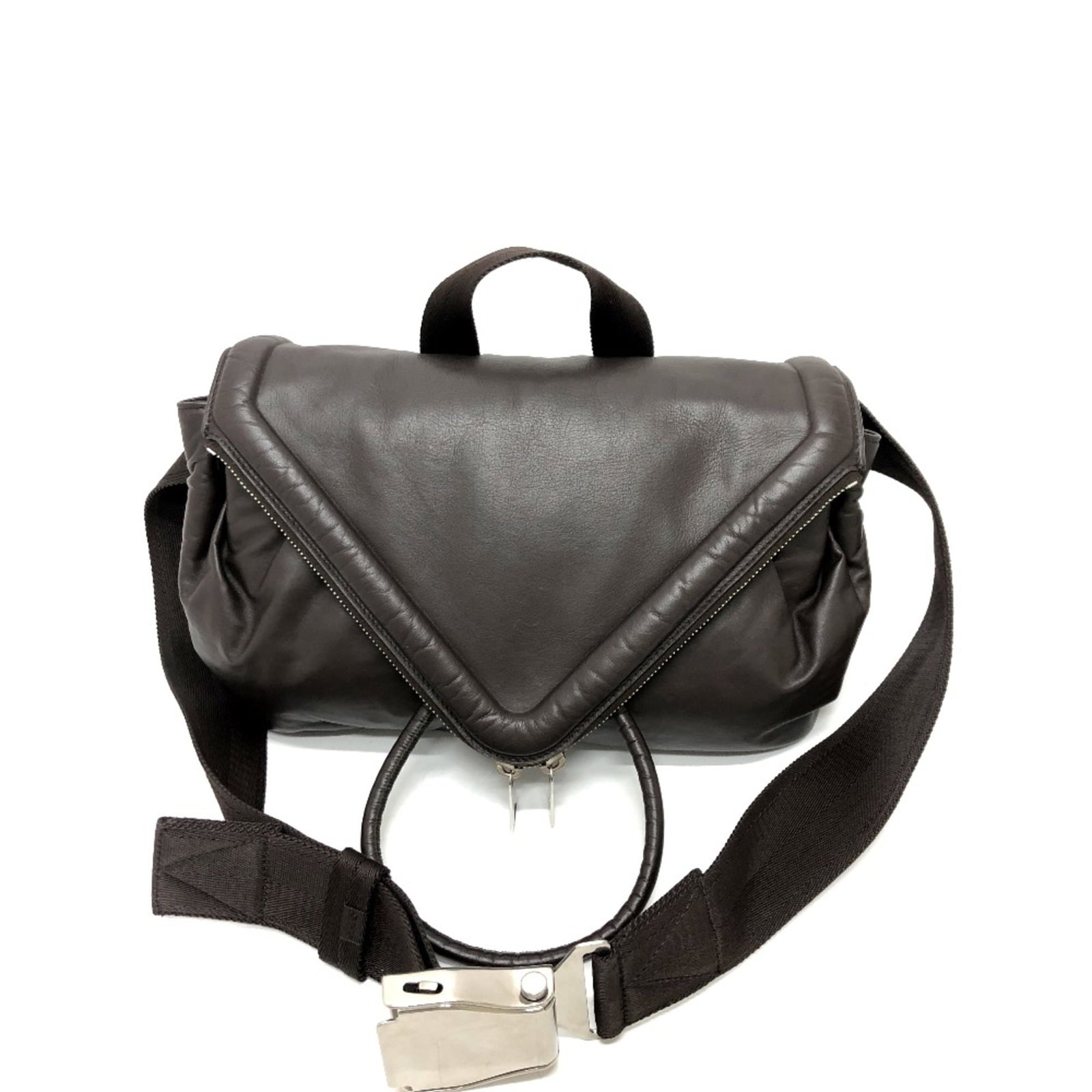 Veneta Leather Other: Veneta Leather Other Bottega Veneta's signature style is evident in this beautifully crafted leather accessory, featuring a classic brown color and elegant design. The item's sturdy construction and