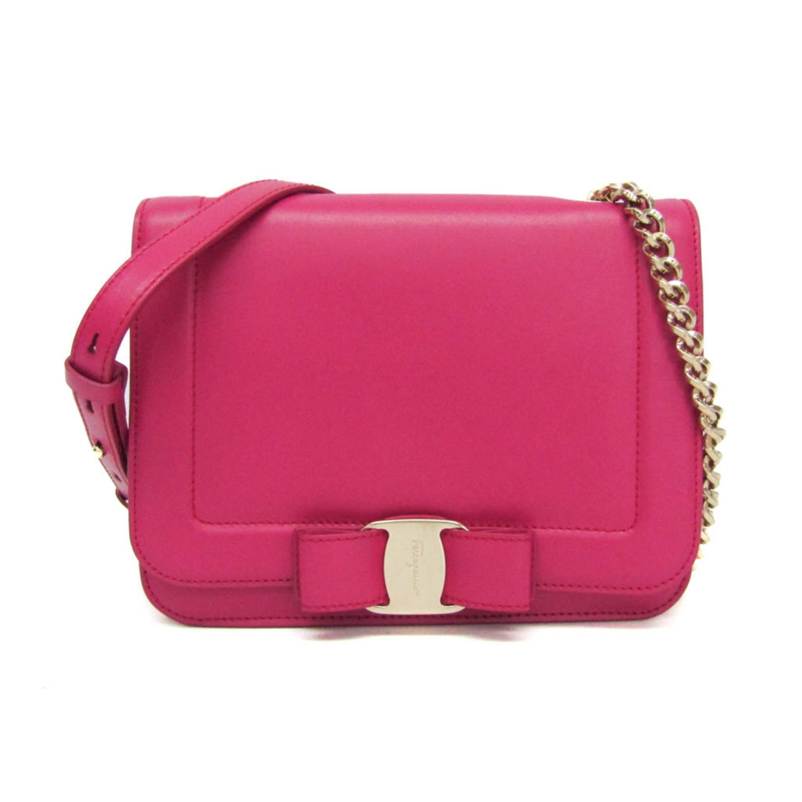 Ferragamo Leather Shoulder Bag: Ferragamo Leather Shoulder Bag Pink Leather Shoulder Bag from Salvatore Ferragamo's Vara Line. This Ribbon New Bianco FZ-21 G 877 features a classic design with a zipper pocket on the outer side and