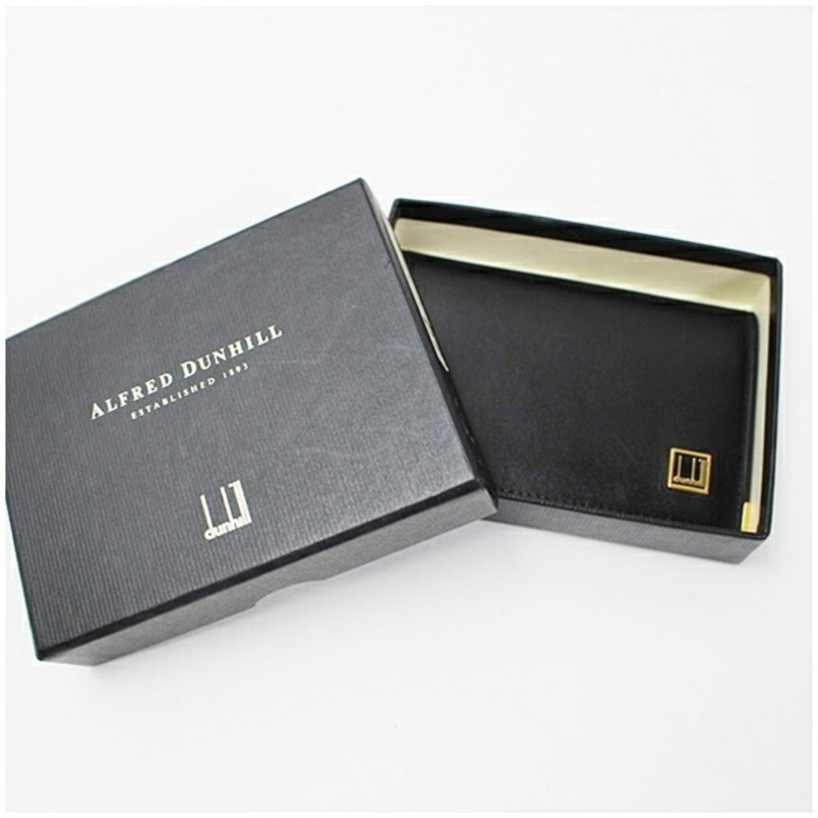 Business Card Case Leather: Business Card Case Leather Made from high-quality black leather, this business card case measures 7.5cm x 11cm x 1cm, providing a compact and stylish way to carry your cards. The sleek design and