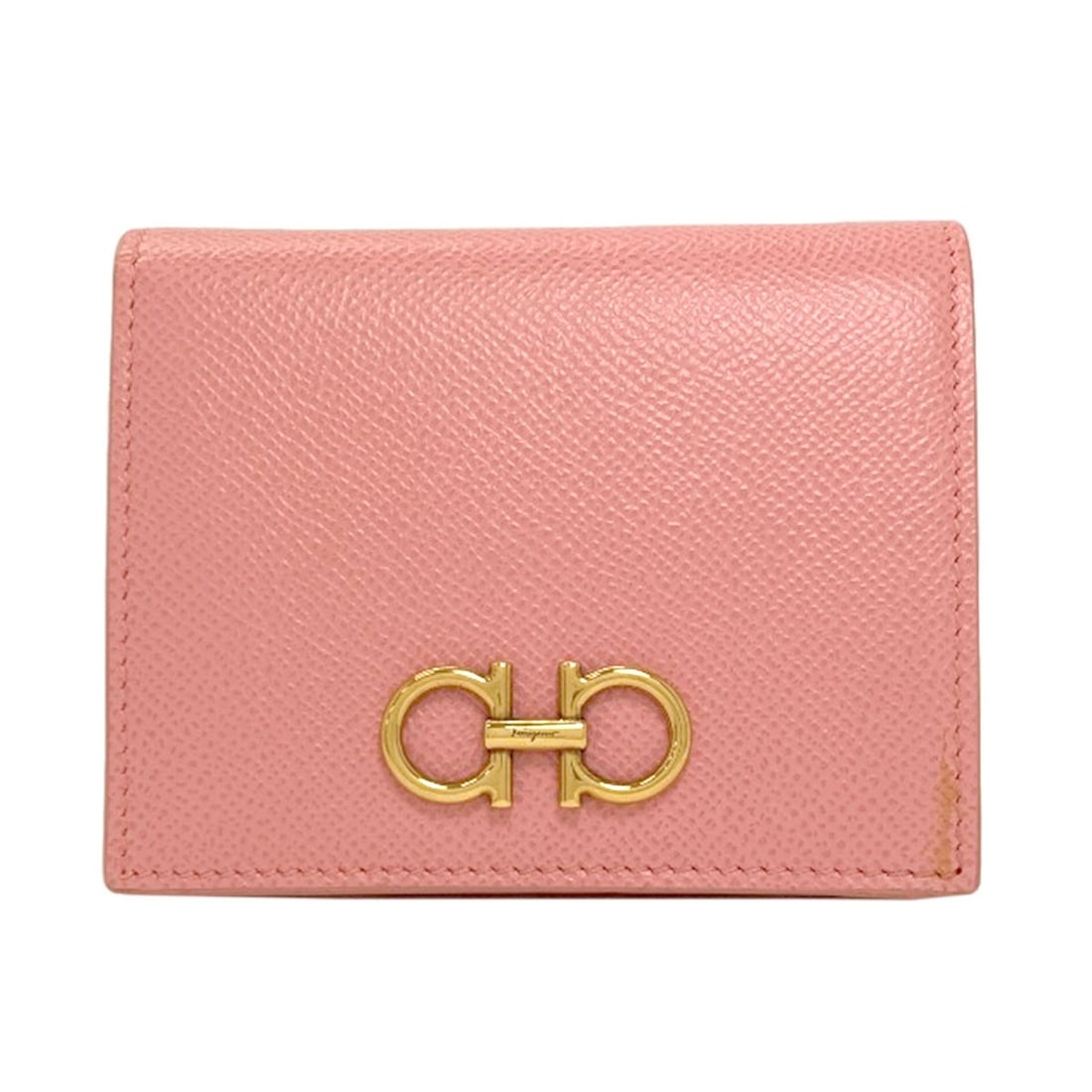Ferragamo Salvatore Gancinihardware Wallet Leather Bifold With Coin Pocket: Ferragamo Salvatore Gancinihardware Wallet Leather Bifold With Coin Pocket Pink leather bifold wallet with coin pocket, a classic Salvatore Ferragamo design, features a striking exterior color that ad