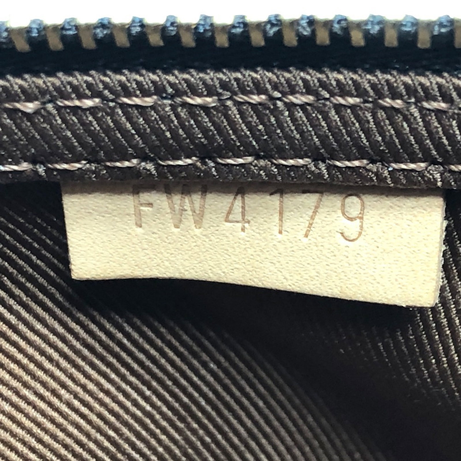 Monogram Pouch Louis Vuitton - 9