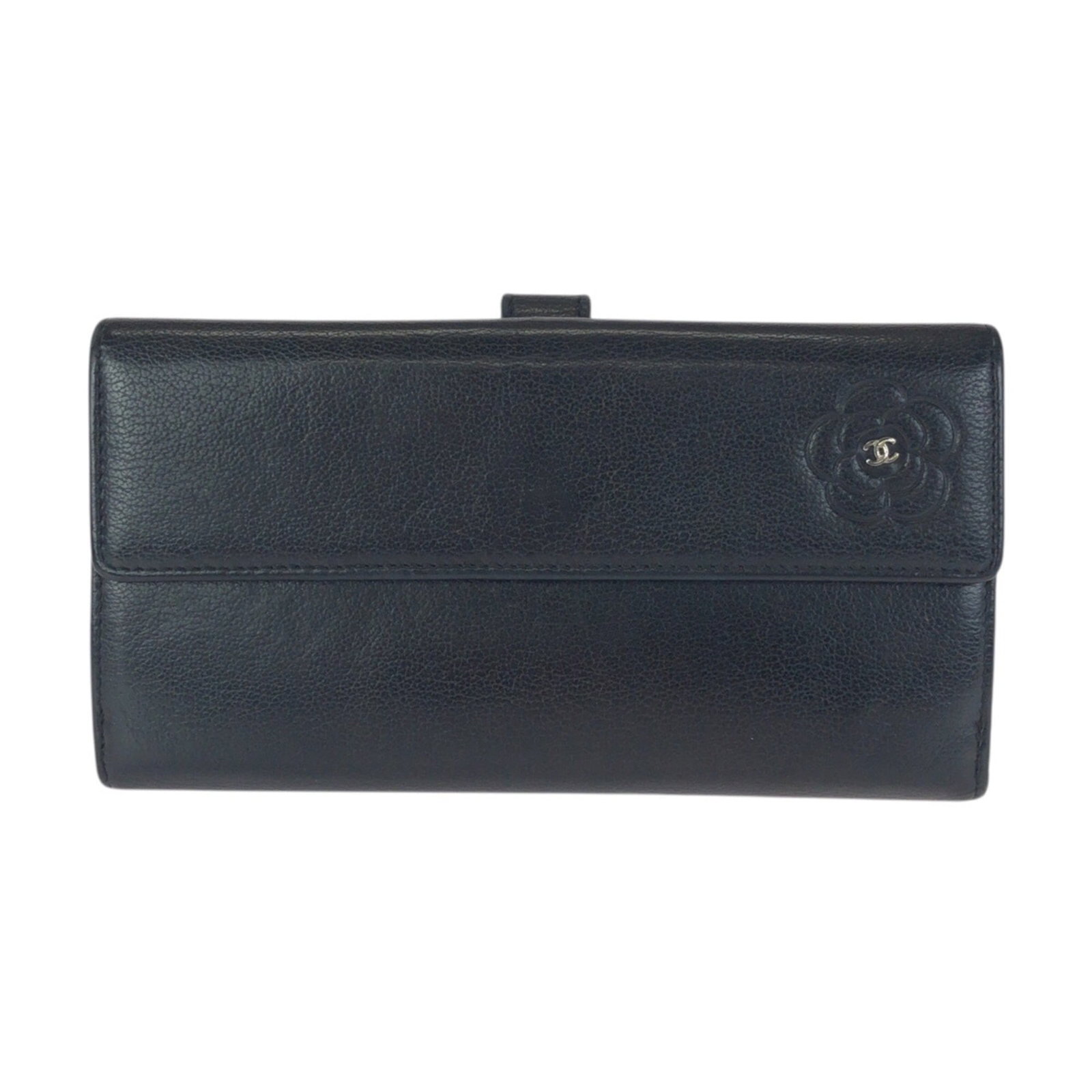 Chanel Long Wallet (Bi-Fold) Leather: Chanel Long Wallet (Bi-Fold) Leather Black Leather Bi-Fold Wallet from Chanel, measuring 10cm x 19cm x 2cm, features a classic design with a long, bi-fold layout. Made from high-quality leather, this