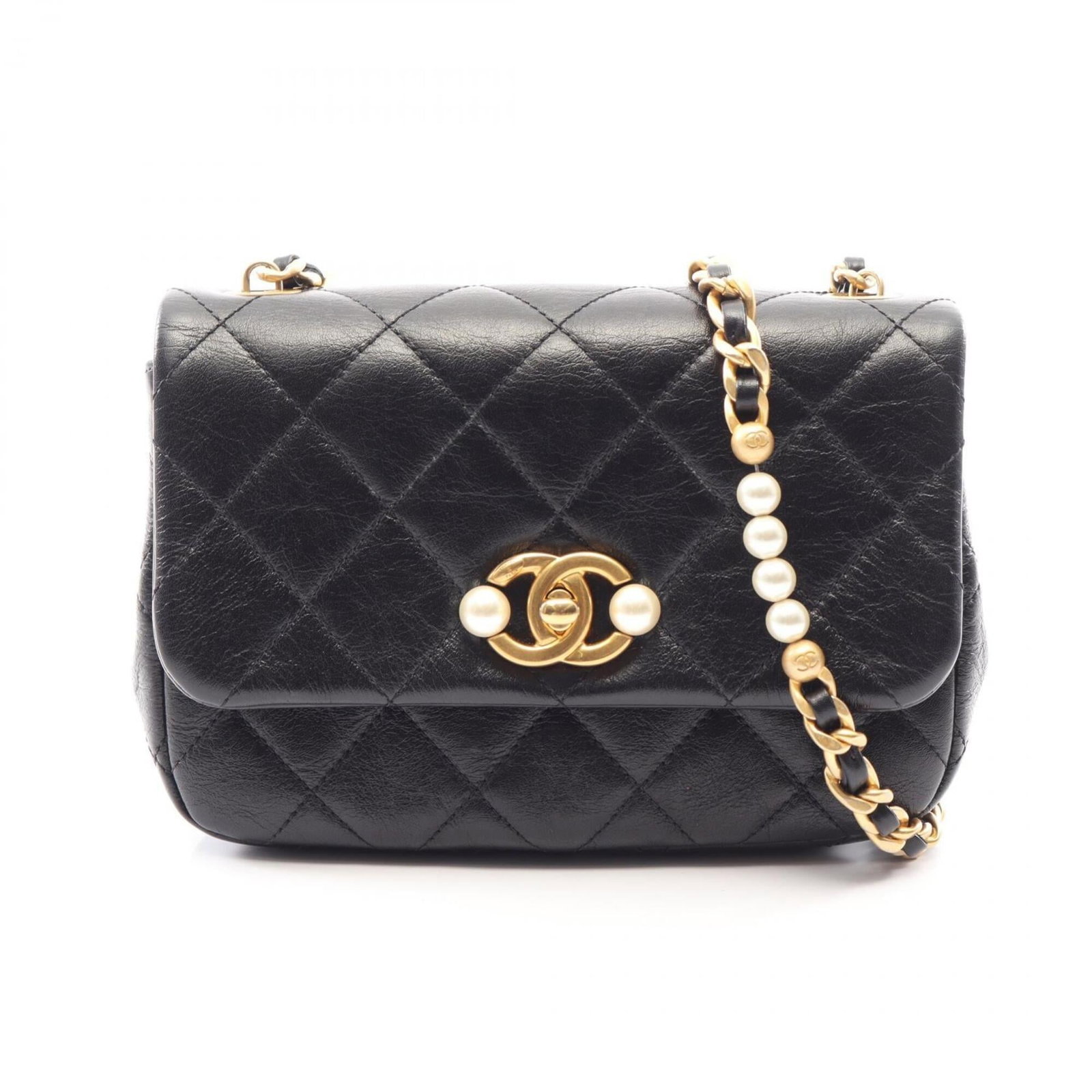 Shoulder Bag Leather Handbag Chanel: Shoulder Bag Leather Handbag Chanel Black leather shoulder bag with a classic design, measuring 13cm x 19cm x 5cm. The bag features a timeless style that is characteristic of the Chanel brand, with a