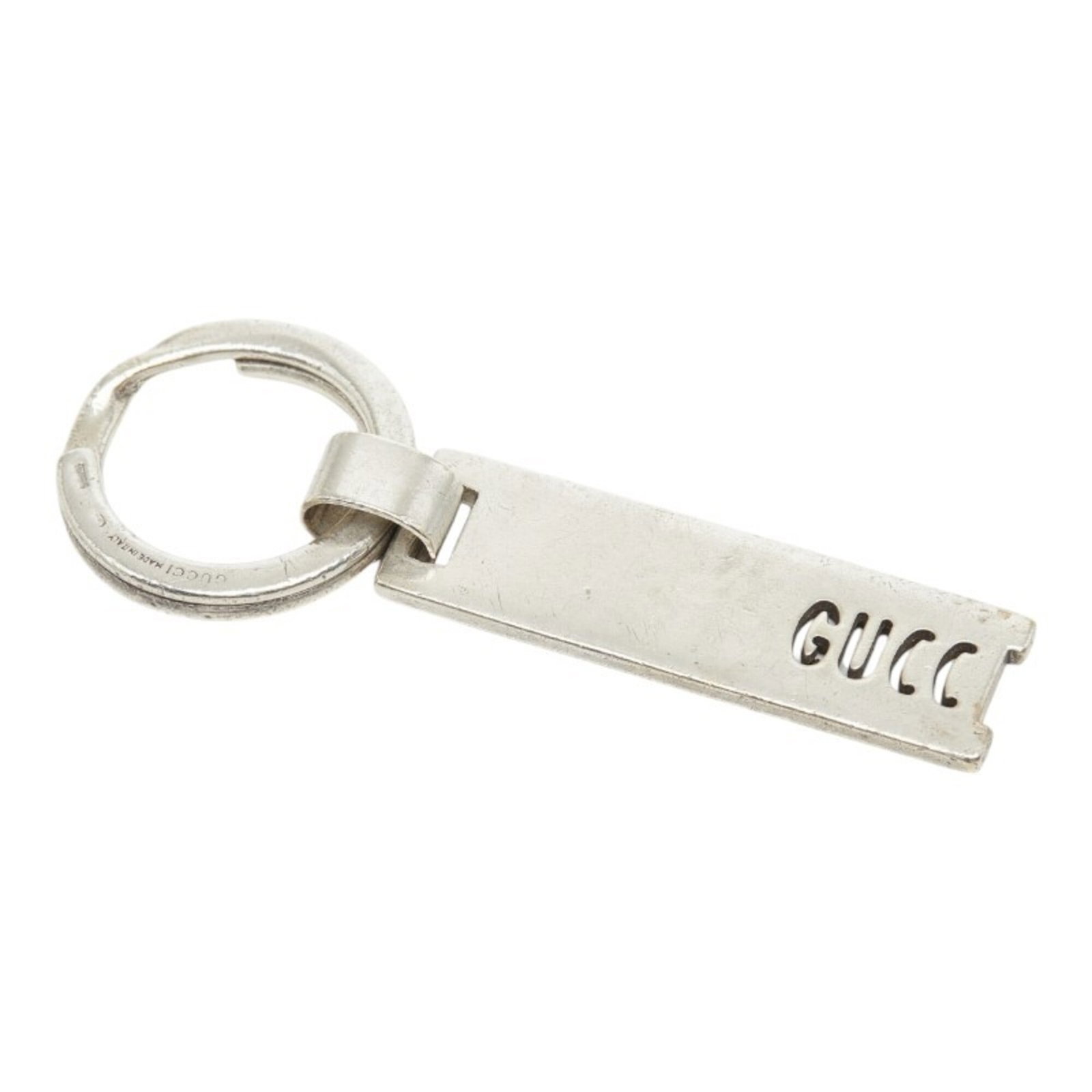 Keyring Gucci Silver 925: Keyring Gucci Silver 925 The Gucci Silver 925 keyring boasts a sleek, sophisticated design with a size of 8cm x 3cm. Made from high-quality silver 925 material, this elegant accessory is a stylish add