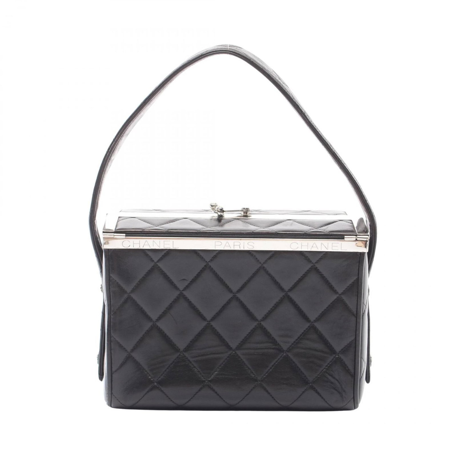 Handbag Leather from Chanel: Handbag Leather from Chanel Black lambskin handbag from Chanel, measuring 13cm x 19cm x 10cm. This luxurious leather handbag is made from high-quality lambskin and features a sleek, sophisticated