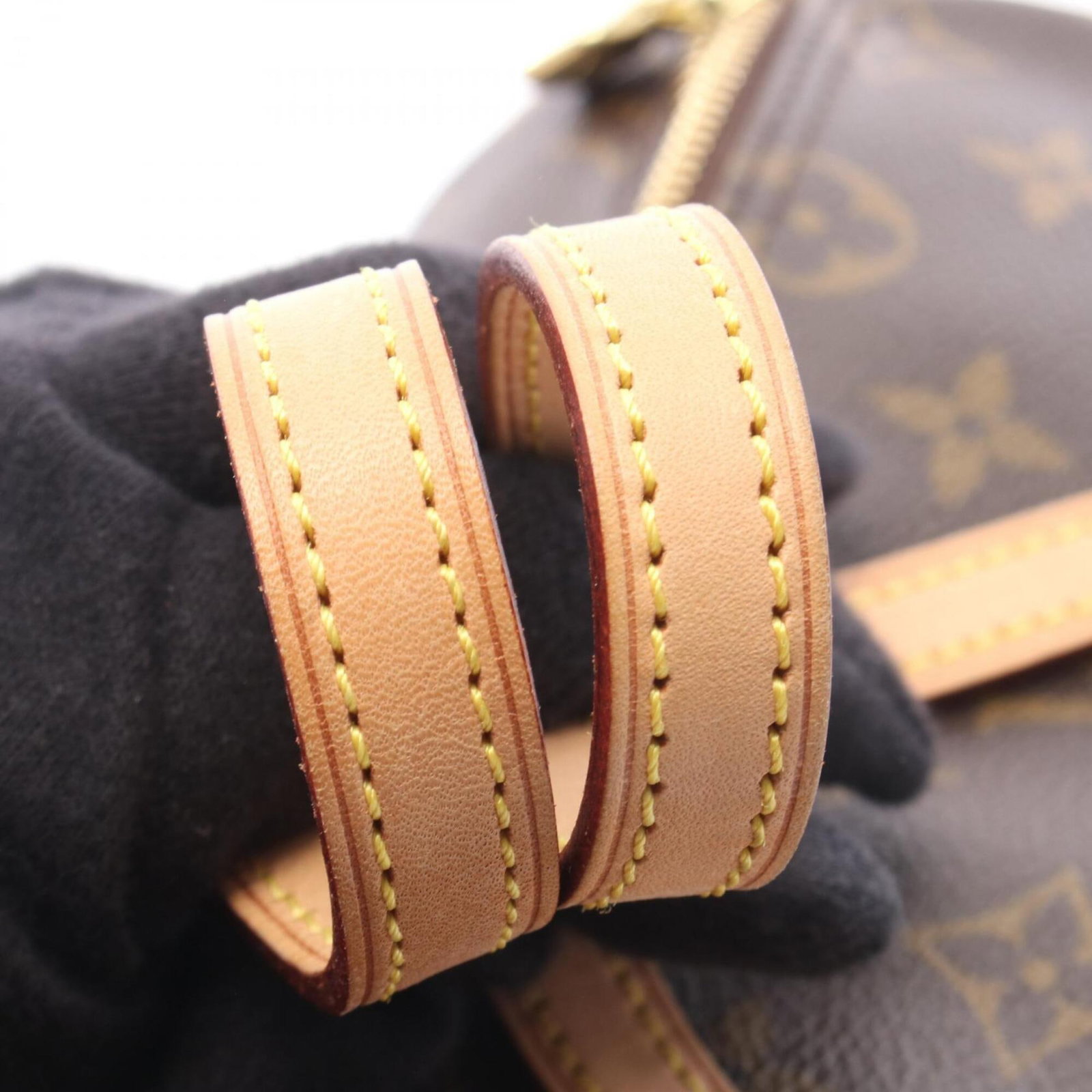 Louis Vuitton Monogram Handbag - 7
