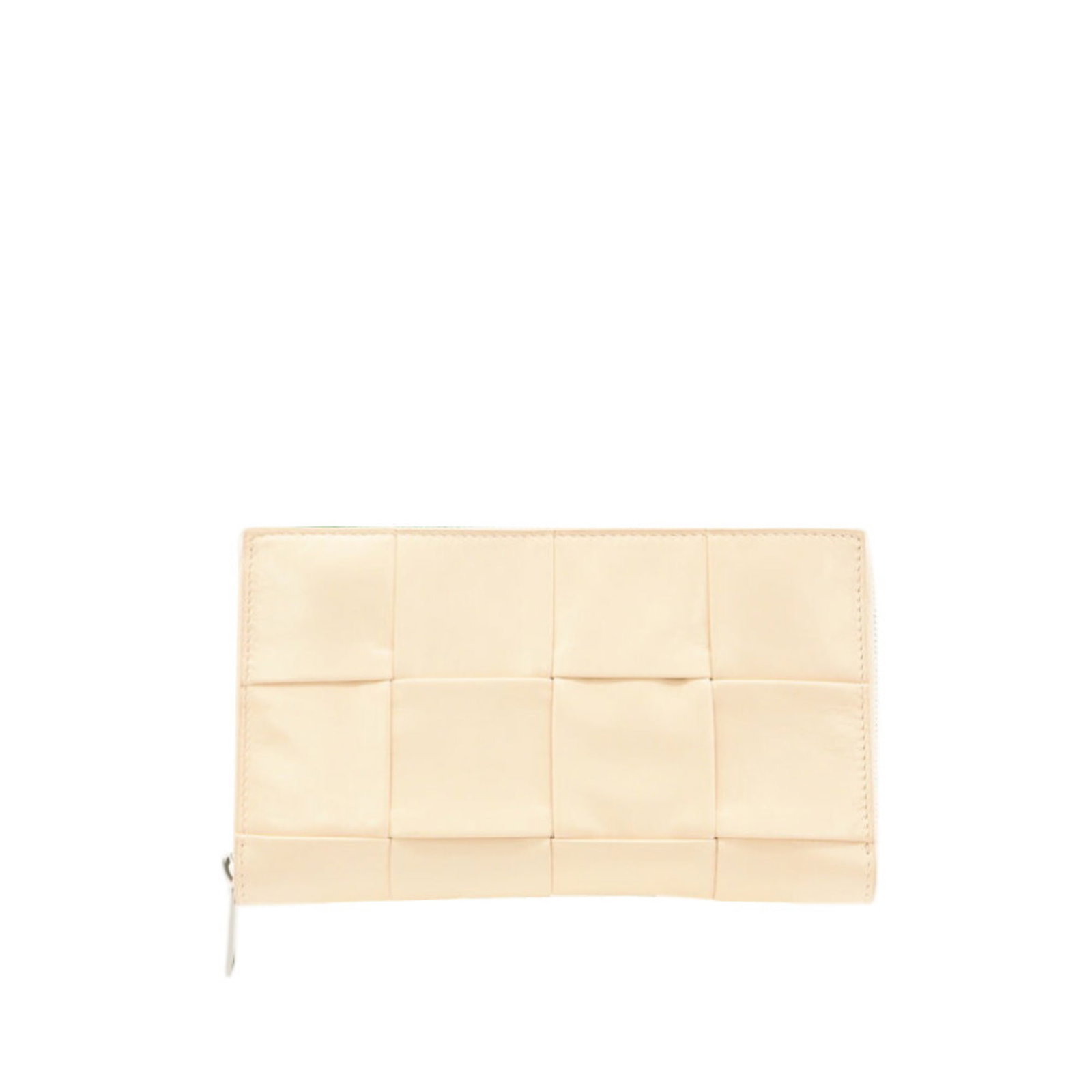 Veneta Bottega Leather Wallet Intrecciato Long Bi-Fold: Veneta Bottega Leather Wallet Intrecciato Long Bi-Fold Introducing the Veneta Bottega Leather Wallet Intrecciato Long Bi-Fold, a stunning Italian design featuring the iconic intrecciato weave. This