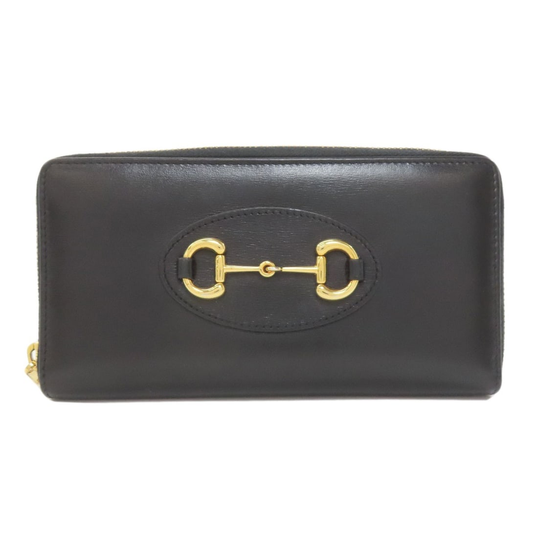 Gucci 621889 Horsebit Long Wallet (With Coin Pocket) Leather: Gucci 621889 Horsebit Long Wallet (With Coin Pocket) Leather Black leather long wallet with coin pocket, a classic design from Gucci. The Horsebit detail adds a touch of elegance to this timeless