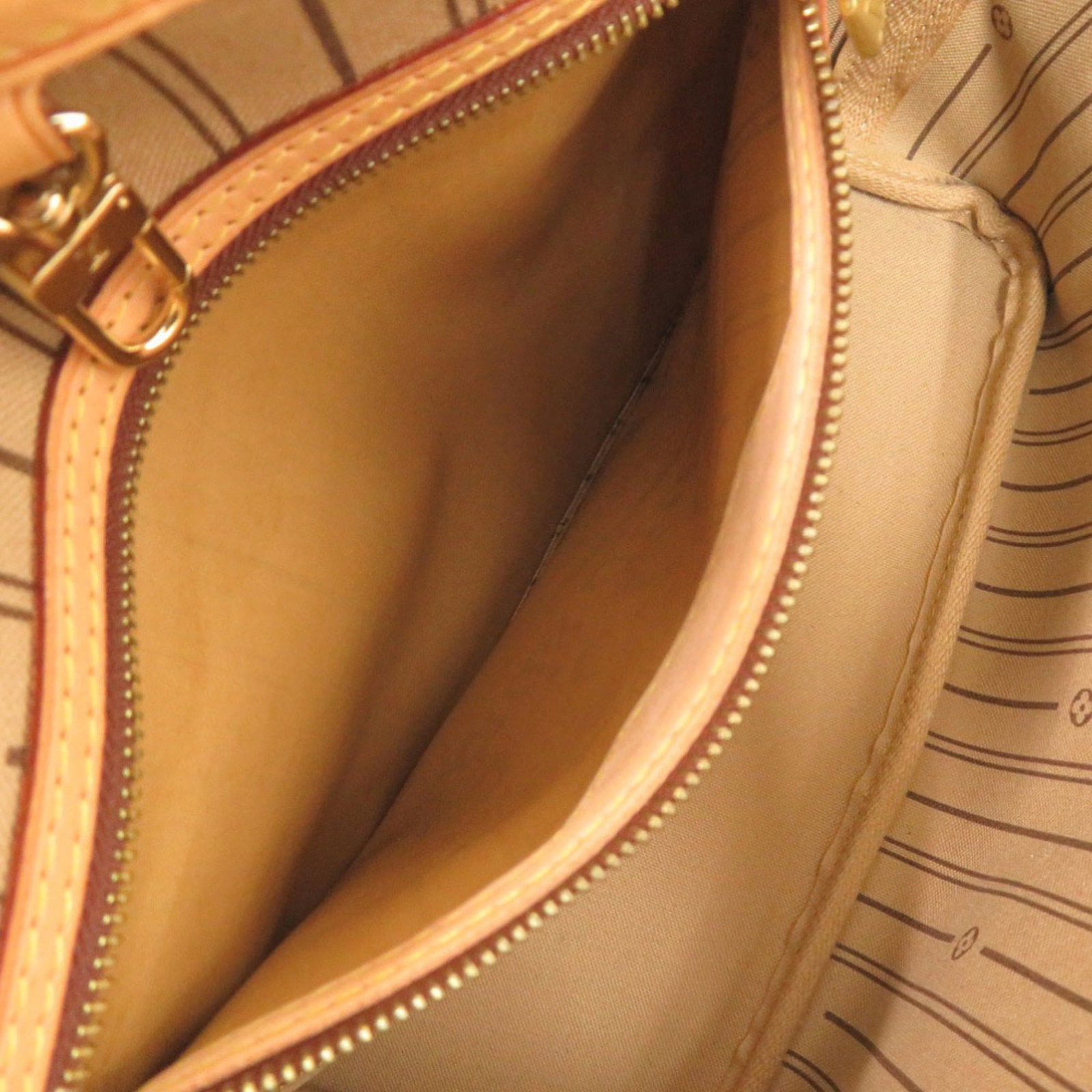 Louis Vuitton Monogram Tote - 6