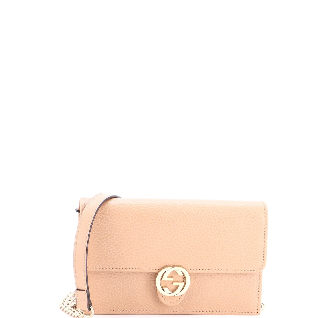 Gucci Interlocking Leather Chain Wallet: Gucci Interlocking Leather Chain Wallet This Gucci Interlocking Leather Chain Wallet boasts a neutral exterior with minor creases, and features a sturdy gold-tone hardware. The wallet's interior is ma