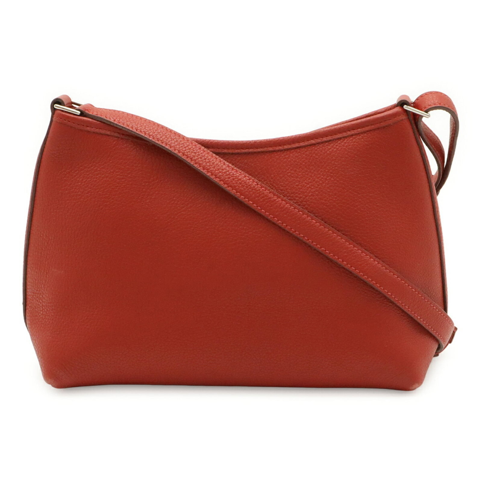 Shoulder Bag Togo Leather Hermes: Shoulder Bag Togo Leather Hermes Togo leather shoulder bag from Hermes, available in the vibrant Rouge vif and crisp White colors. Measuring 15.5cm x 23cm x 10.5cm, this stylish bag features the iconi