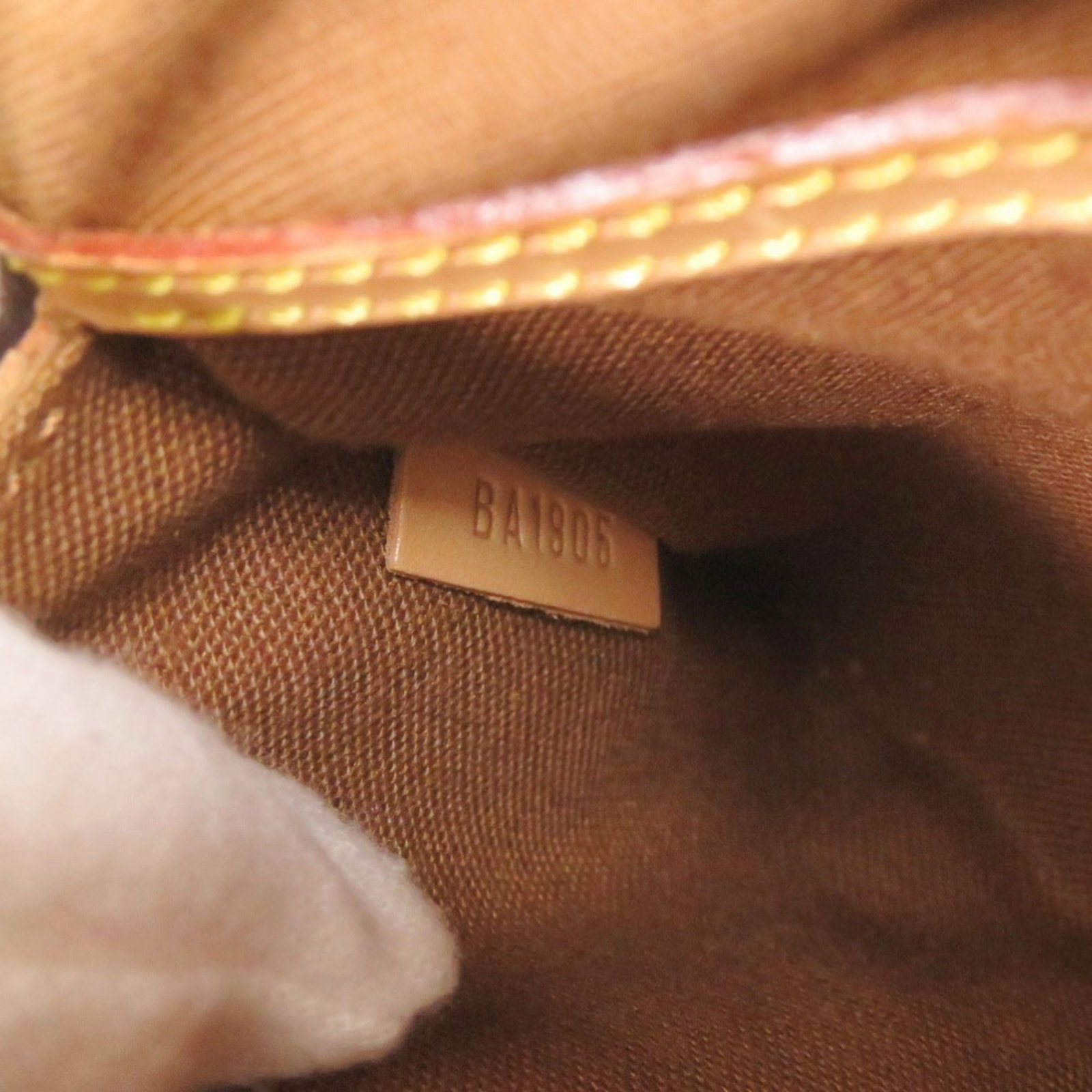 Louis Vuitton Monogram Handbag - 10