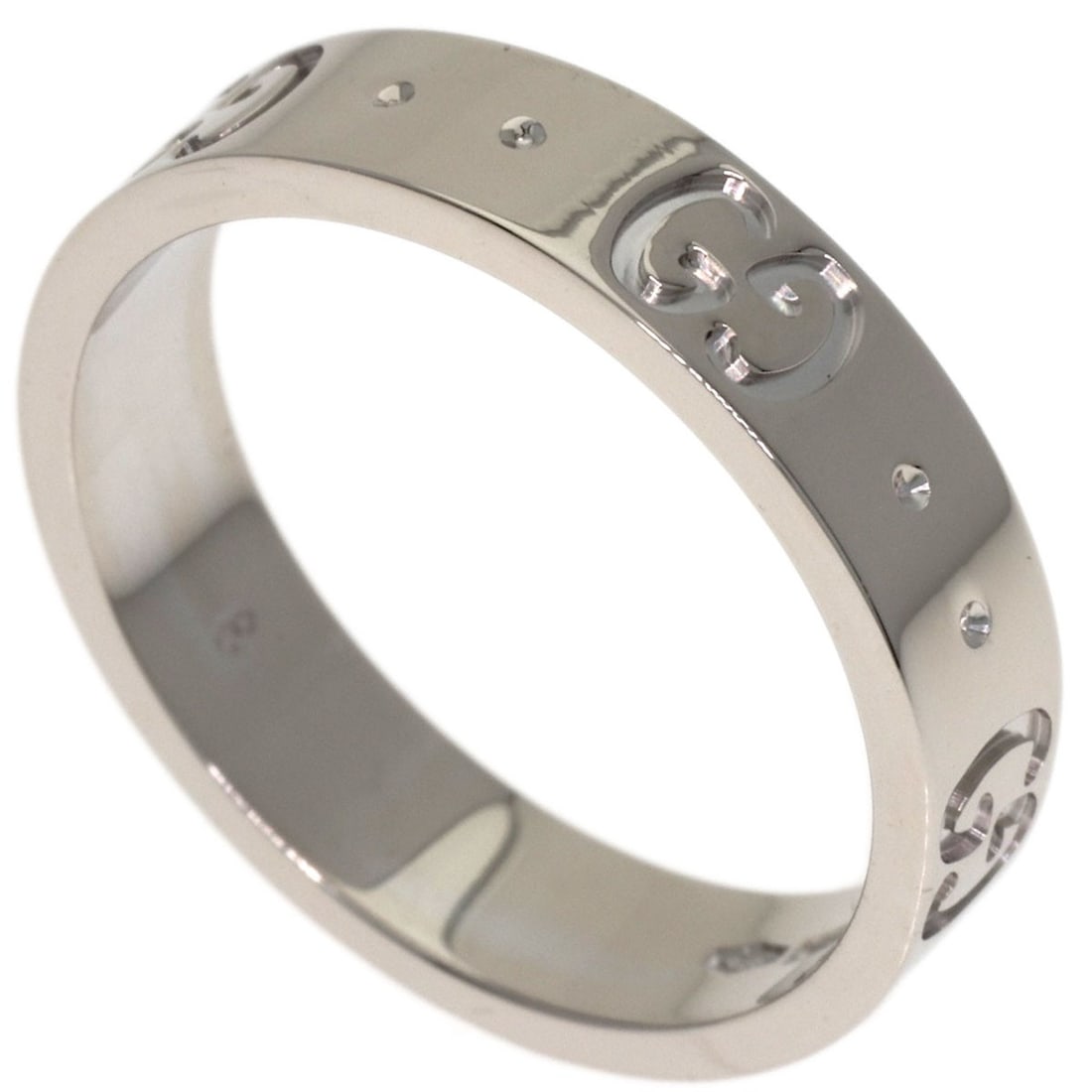 K18 White Gold Gucci Ring: K18 White Gold Gucci Ring K18 White Gold Gucci Ring features a sleek design with a silver metal exterior and a K18 purity, making it a standout piece. This ring is available in a size 4.5(US) and