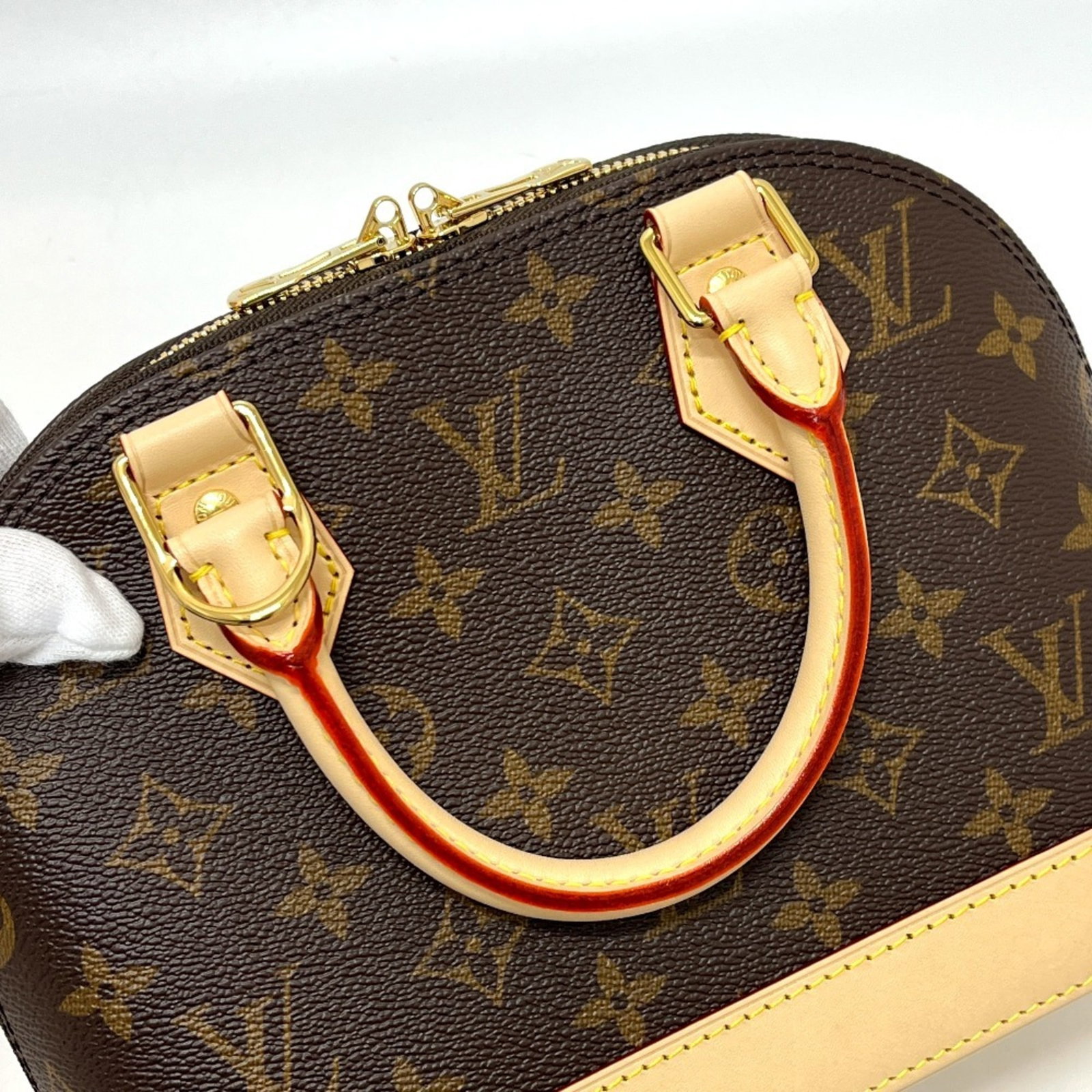 Louis Vuitton Monogram Handbag - 10