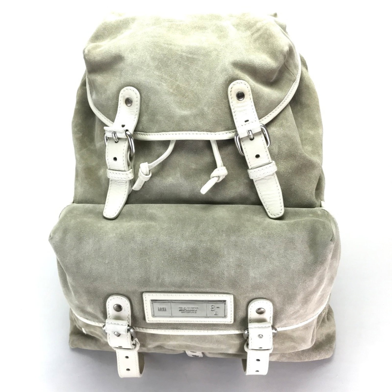 Backpack Leather Bally: Backpack Leather Bally Bally's Backpack Leather is a high-quality, beige leather bag with a classic design. Measuring 35cm x 50cm x 9cm, it features a sturdy build and a comfortable shoulder strap