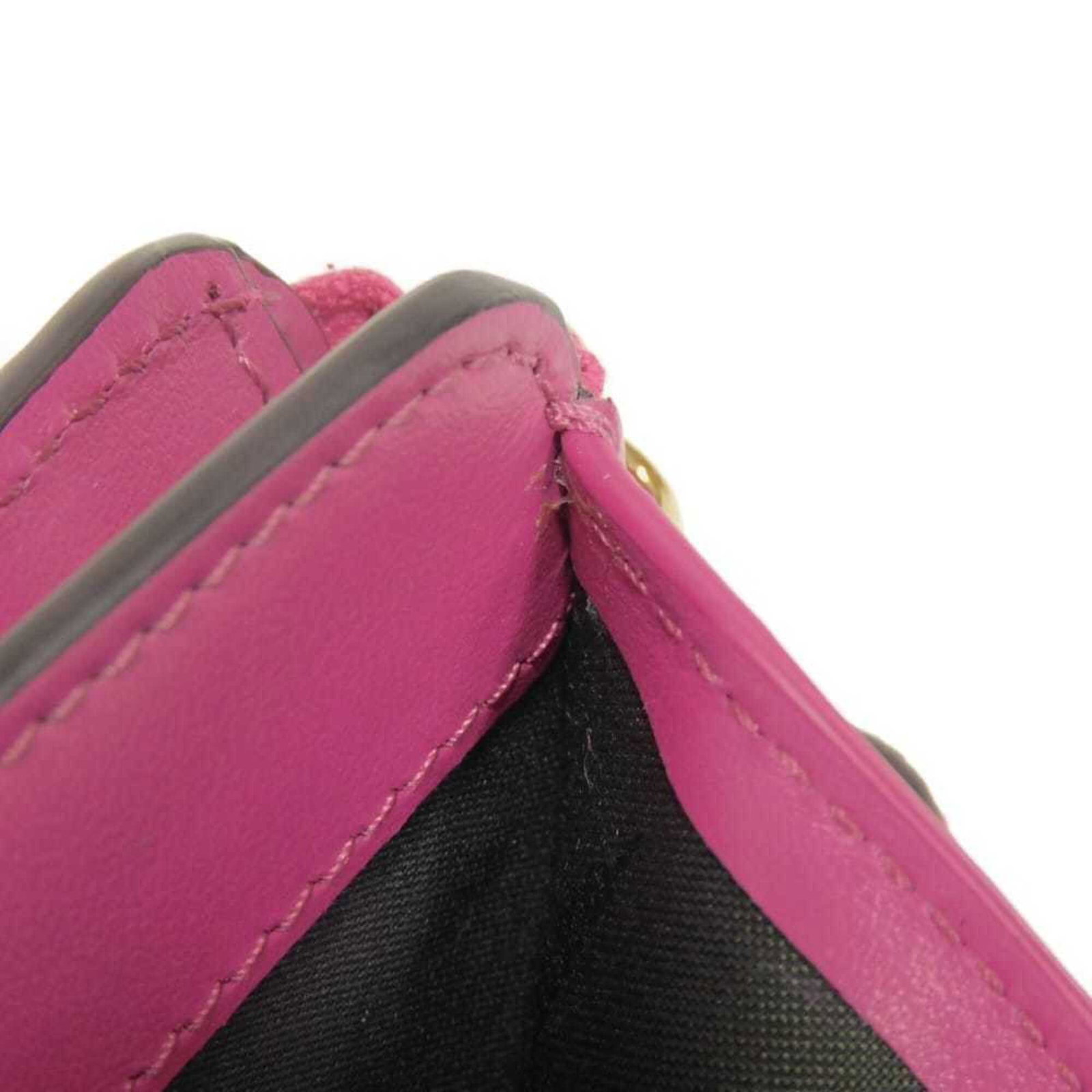 Bi fold wallet - 17
