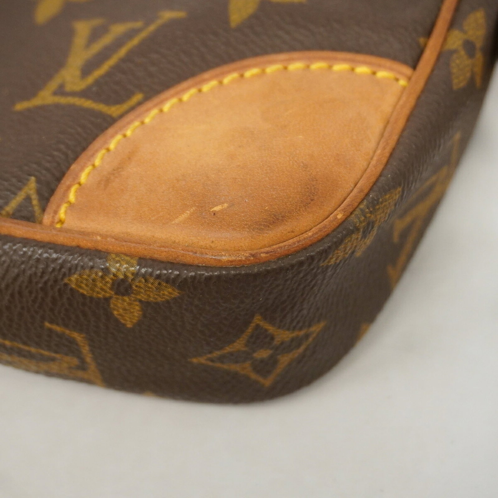 Louis Vuitton Bag - 6