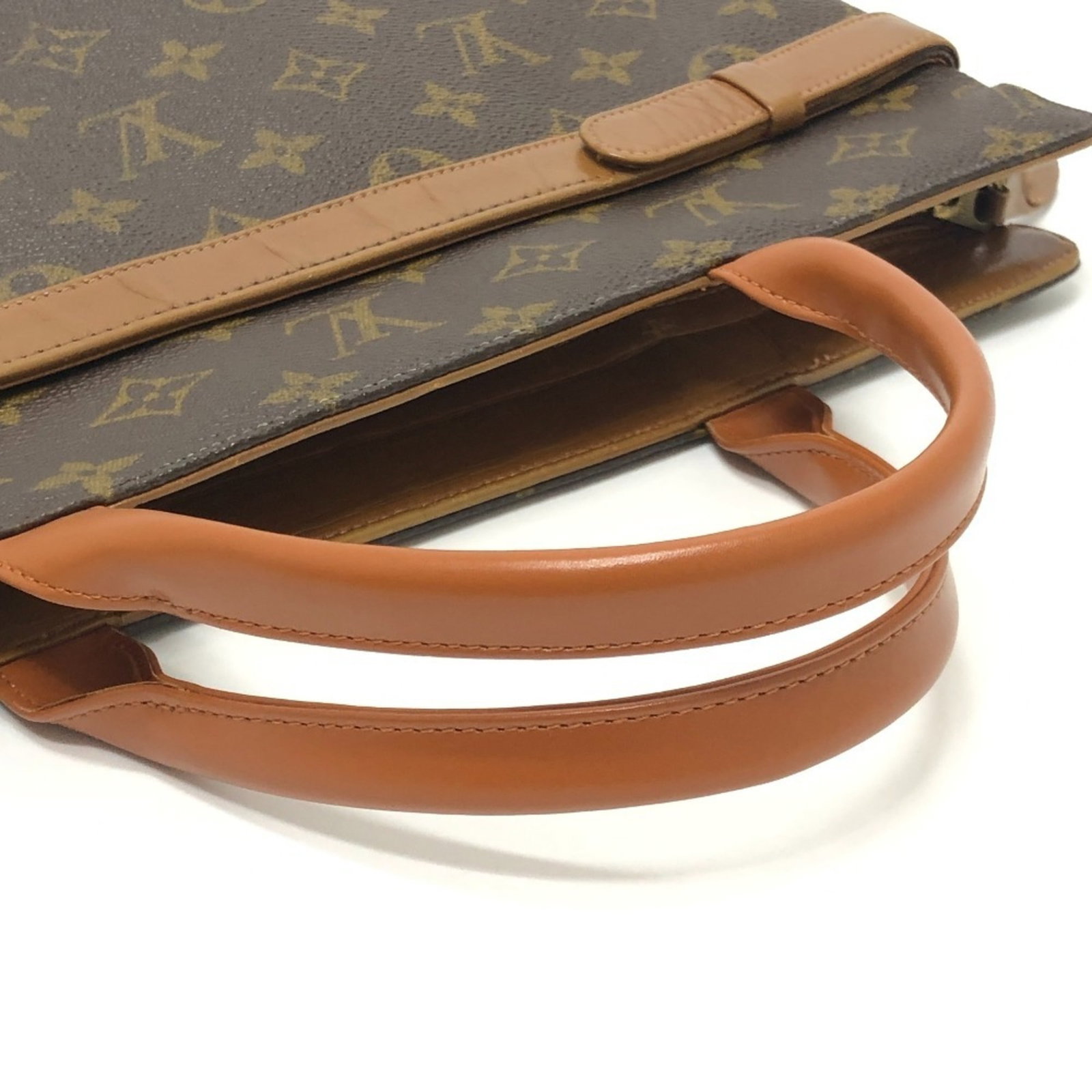 Louis Vuitton Monogram Handbag - 8
