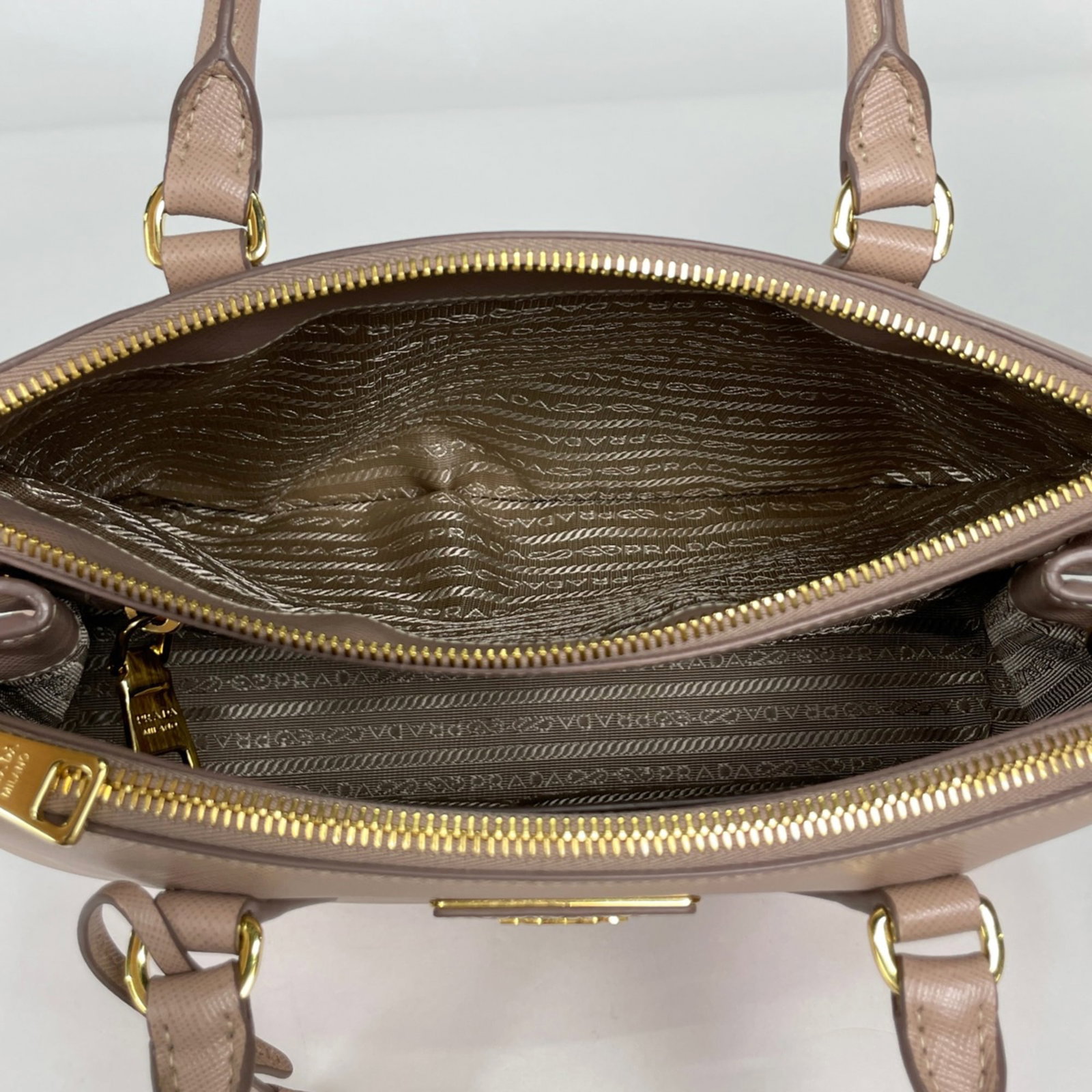 Handbag Leather Prada - 6