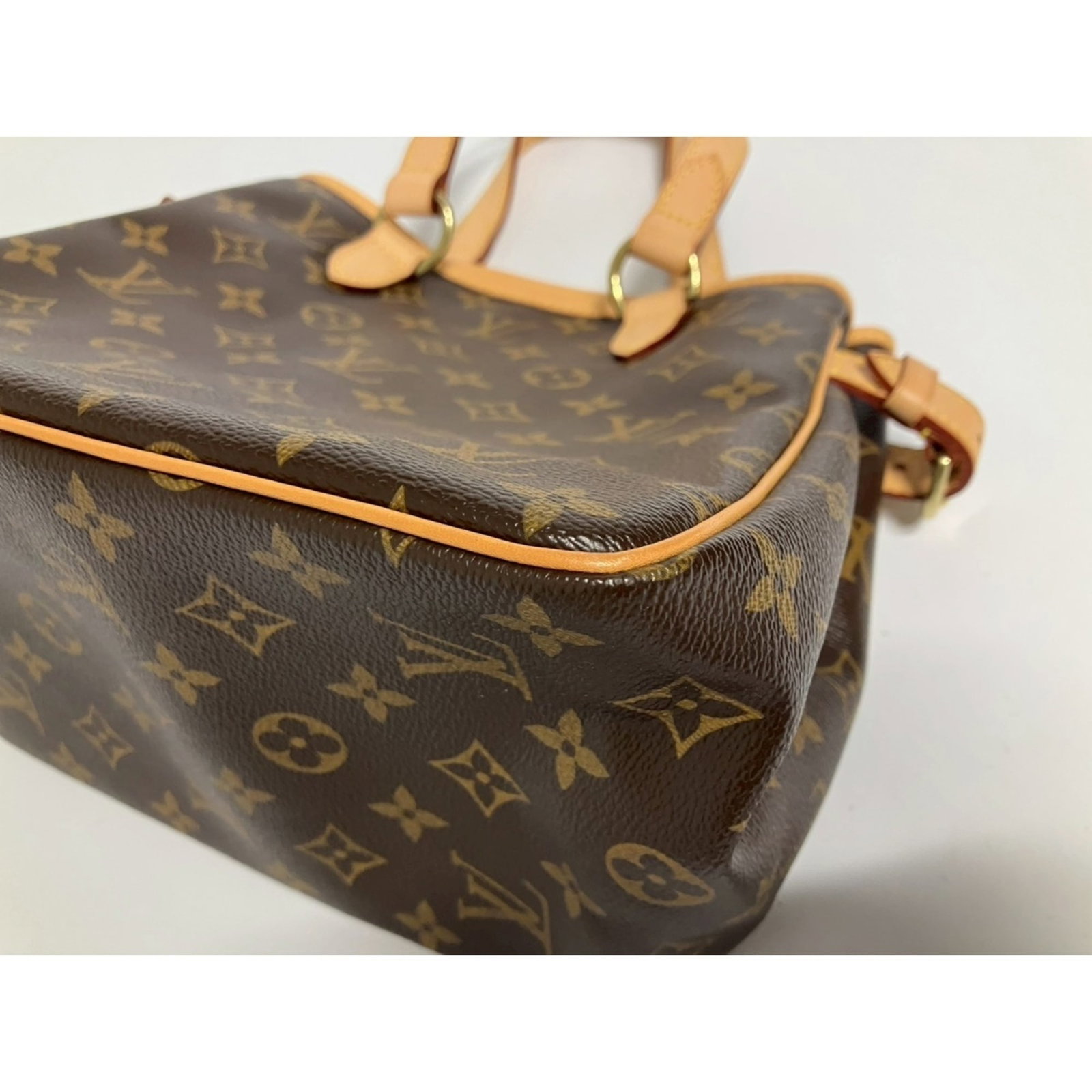Louis Vuitton Monogram Handbag - 7