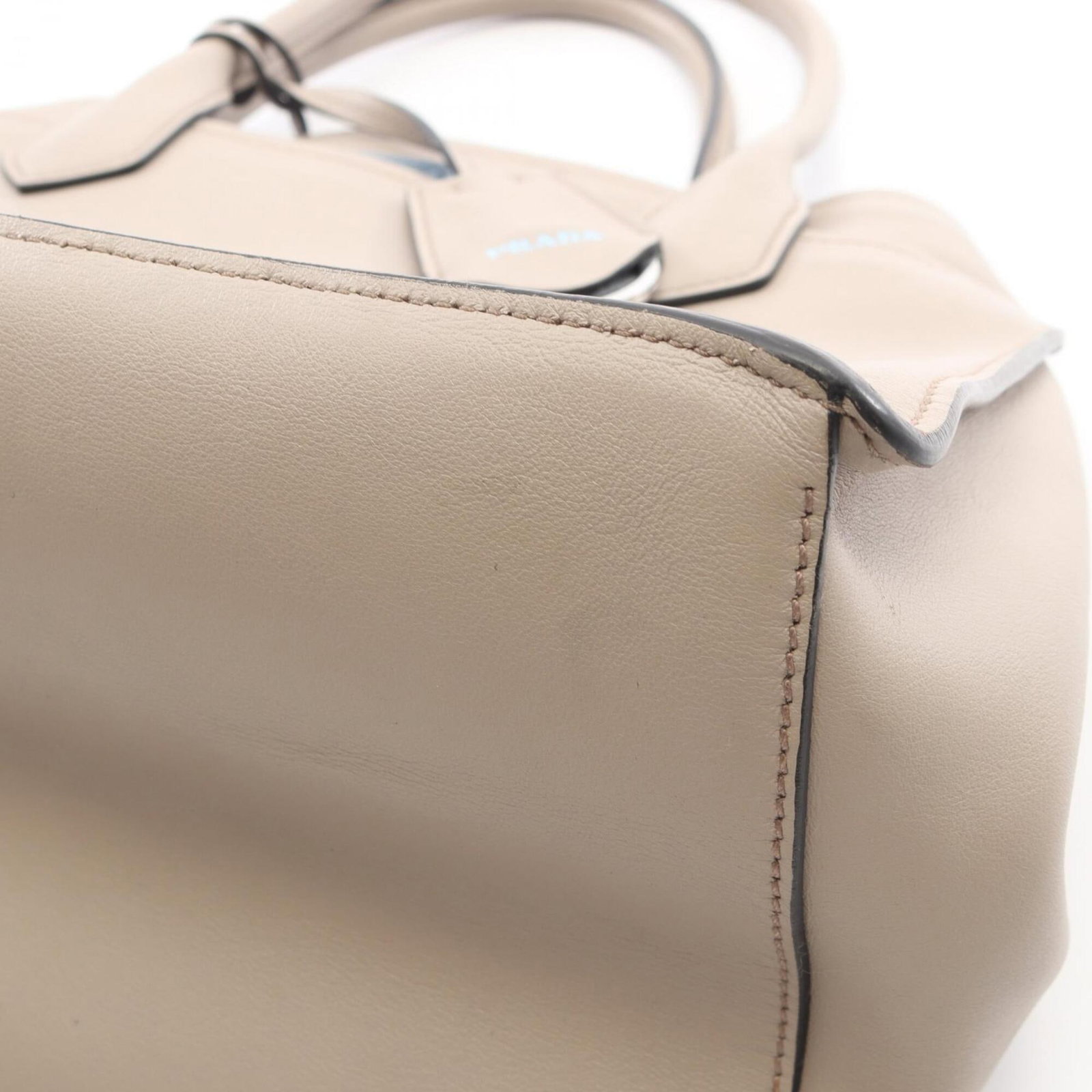 Handbag Leather Prada - 7