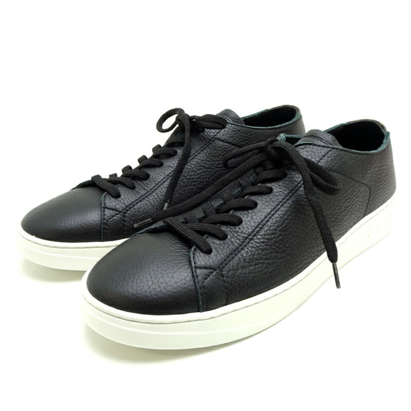 Sneakers Louis Vuitton: Sneakers Louis Vuitton Black leather Louis Vuitton sneakers. Item Specifics: Brand: Louis Vuitton Type: Sneakers Gender: Men Color: Black Upper Material: Leather Accessories: None Product Disclaimer: