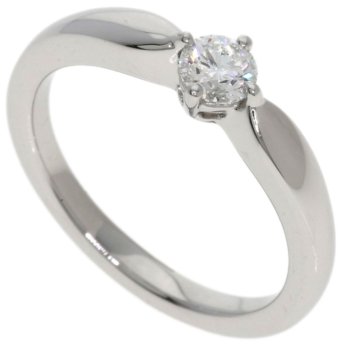 Bvlgari Dedi Carta A Venezia Diamond Ring Platinum Pt950: Bvlgari Dedi Carta A Venezia Diamond Ring Platinum Pt950 Bvlgari's Dedi Carta A Venezia Diamond Ring is a stunning platinum ring featuring a 0.2ct diamond. The platinum PT950 metal provides a